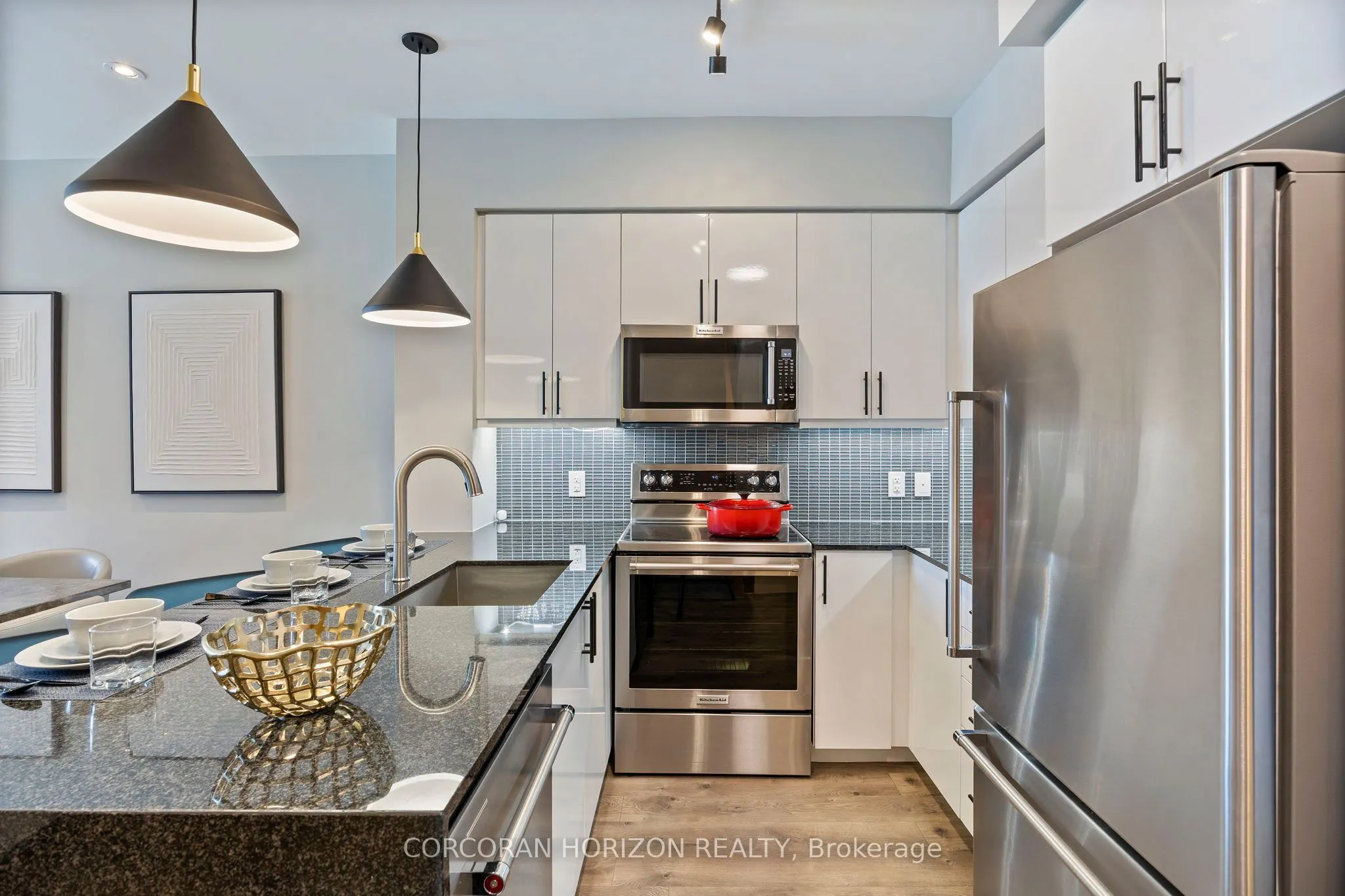 70 Lanark Avenue, #3