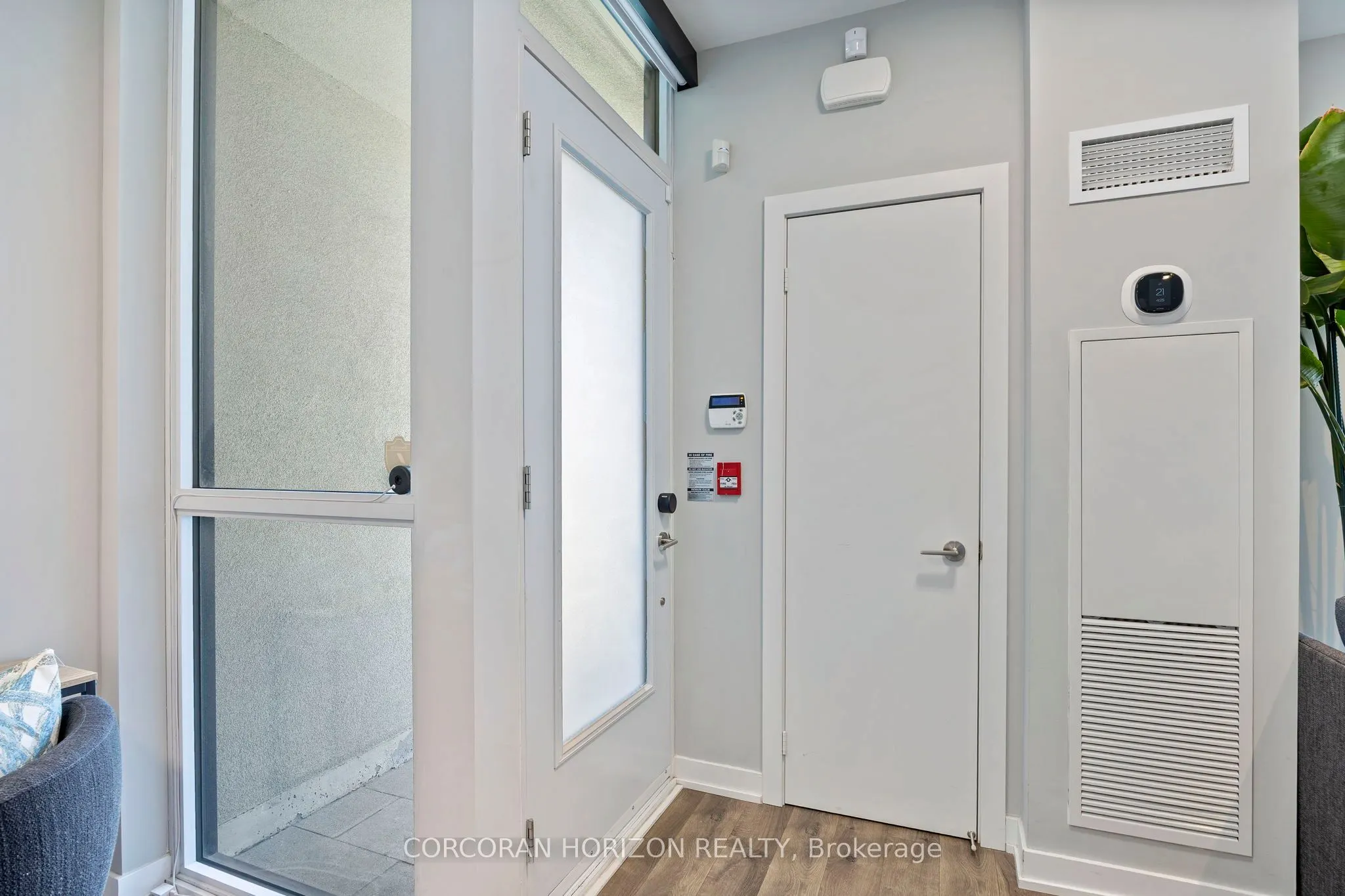 70 Lanark Avenue, #3