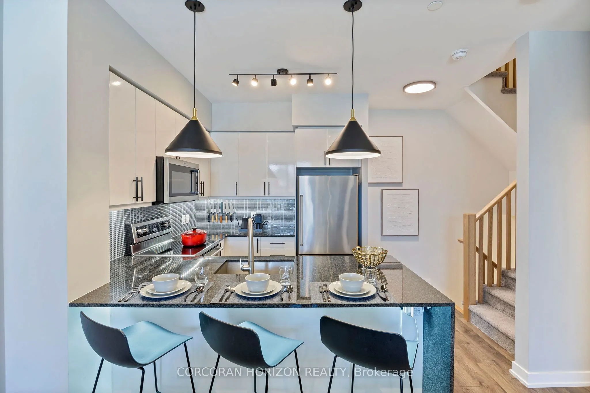 70 Lanark Avenue, #3