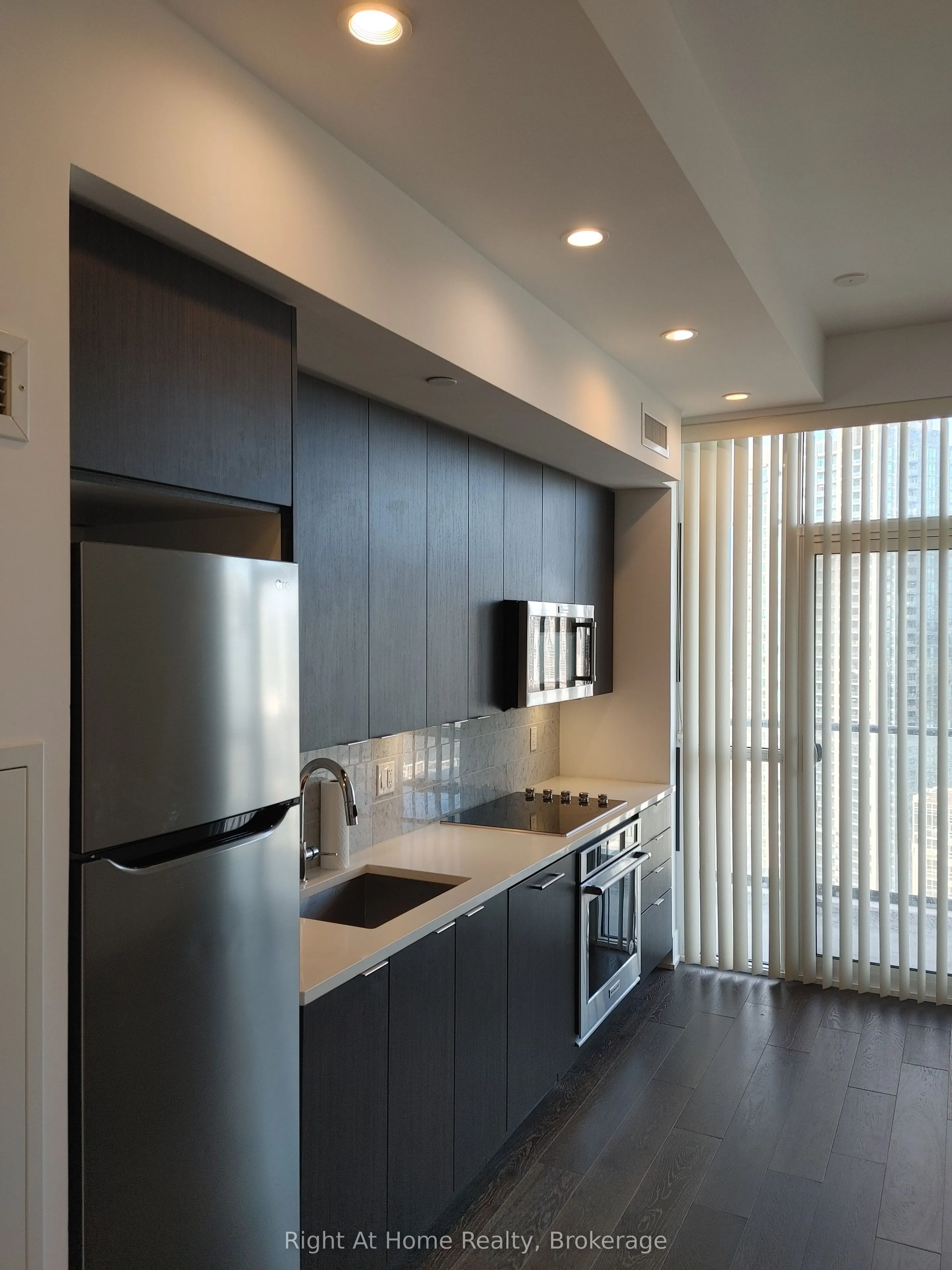 38 Iannuzzi Street, #UPH03