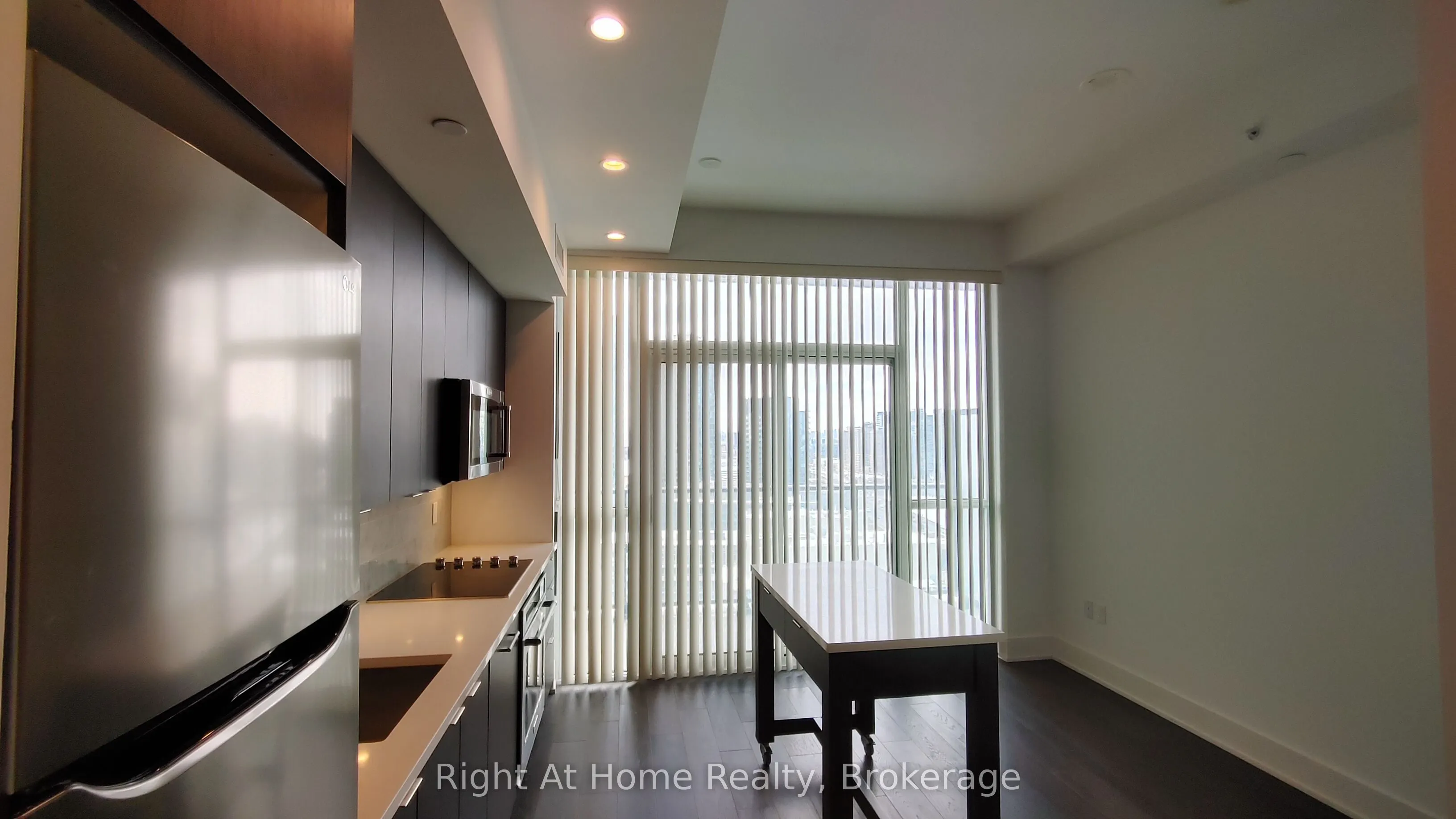 38 Iannuzzi Street, #UPH03