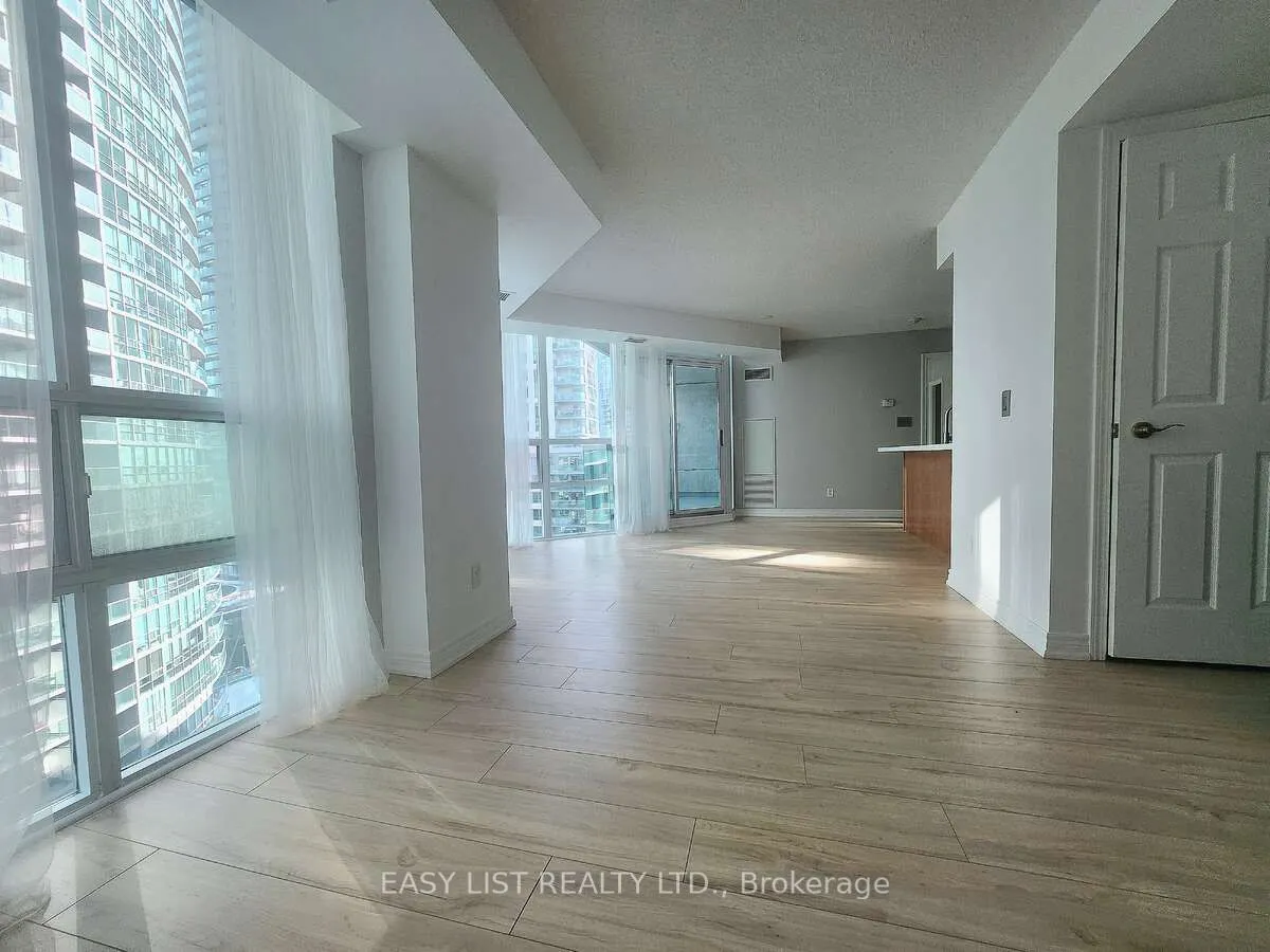51 Lower Simcoe Street, #1501
