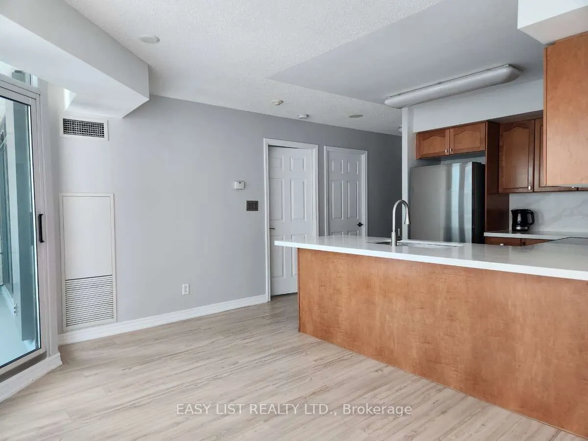 51 Lower Simcoe Street, #1501
