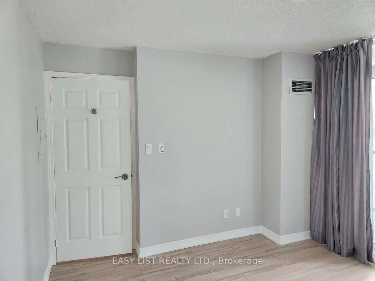 51 Lower Simcoe Street, #1501