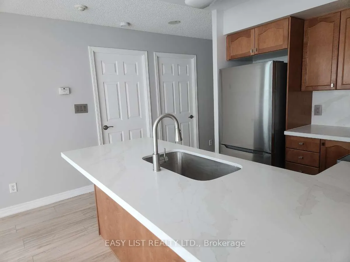 51 Lower Simcoe Street, #1501