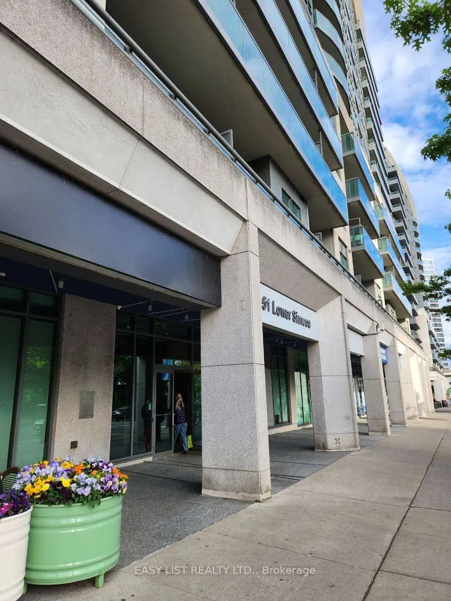 51 Lower Simcoe Street, #1501