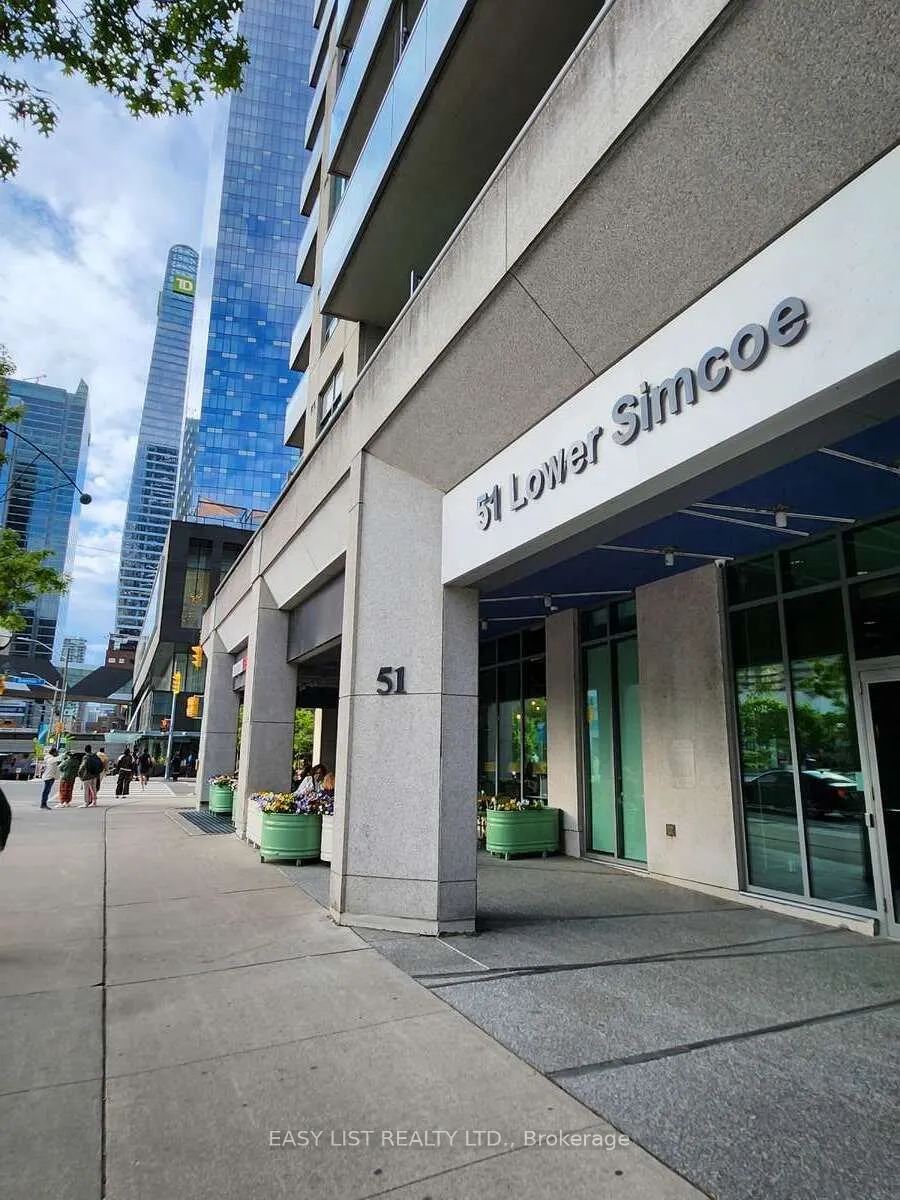 51 Lower Simcoe Street, #1501