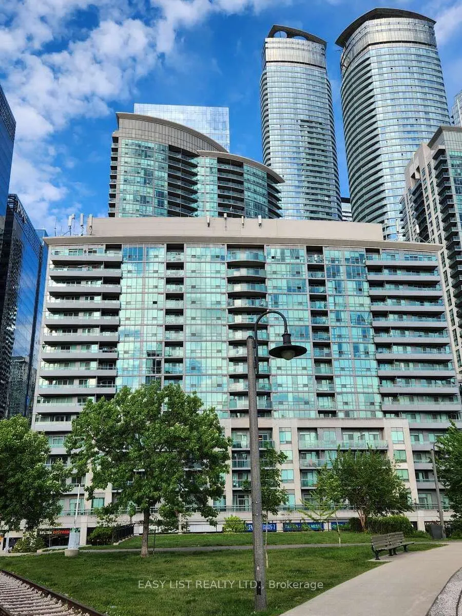 51 Lower Simcoe Street, #1501