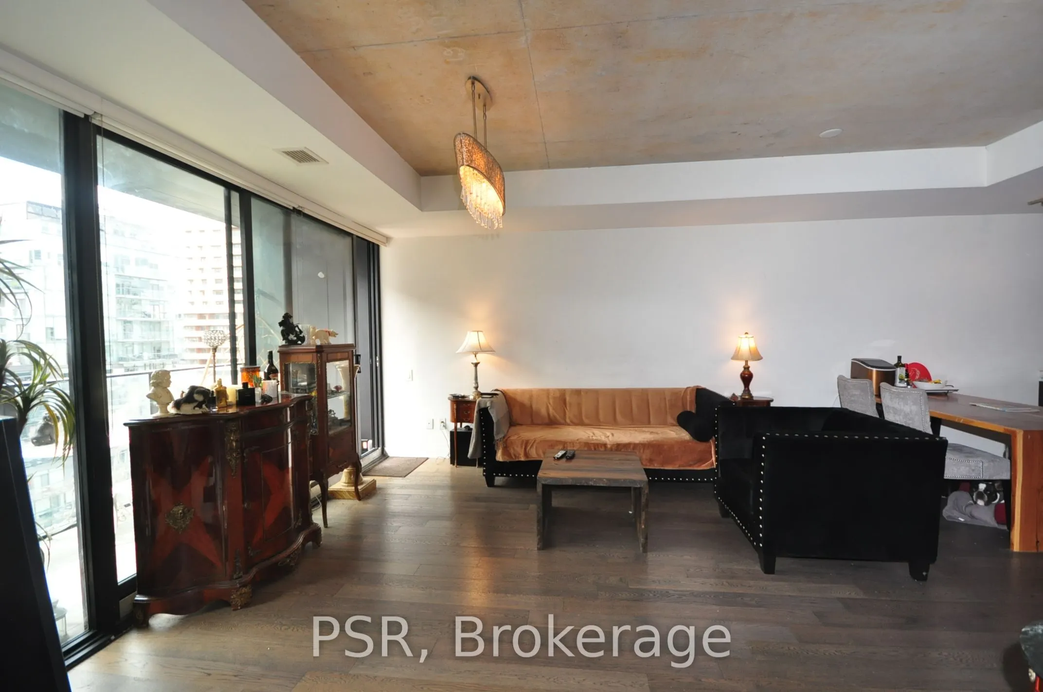 629 King Street W, #1009