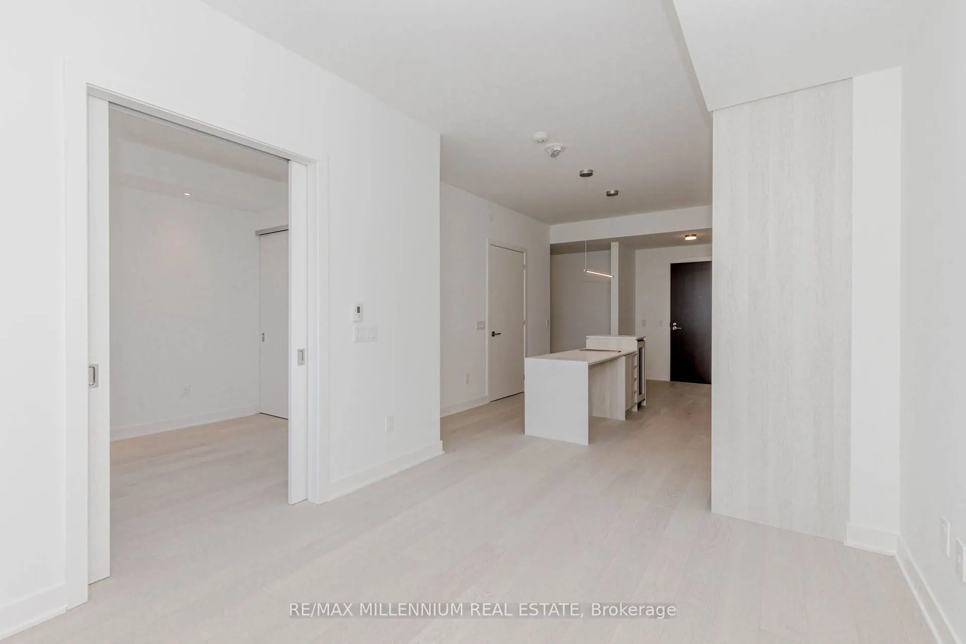 11 Yorkville Avenue, #4103