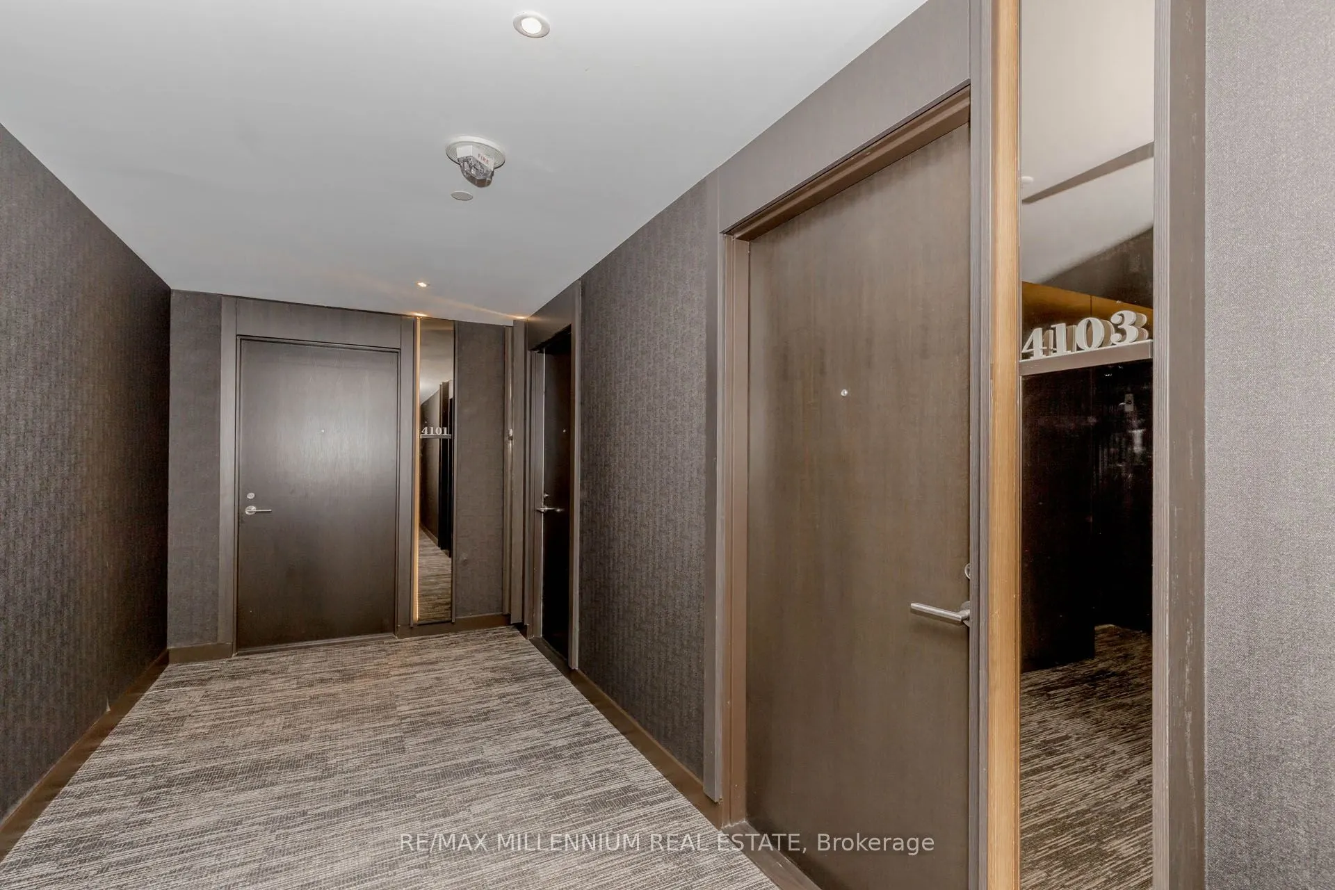 11 Yorkville Avenue, #4103