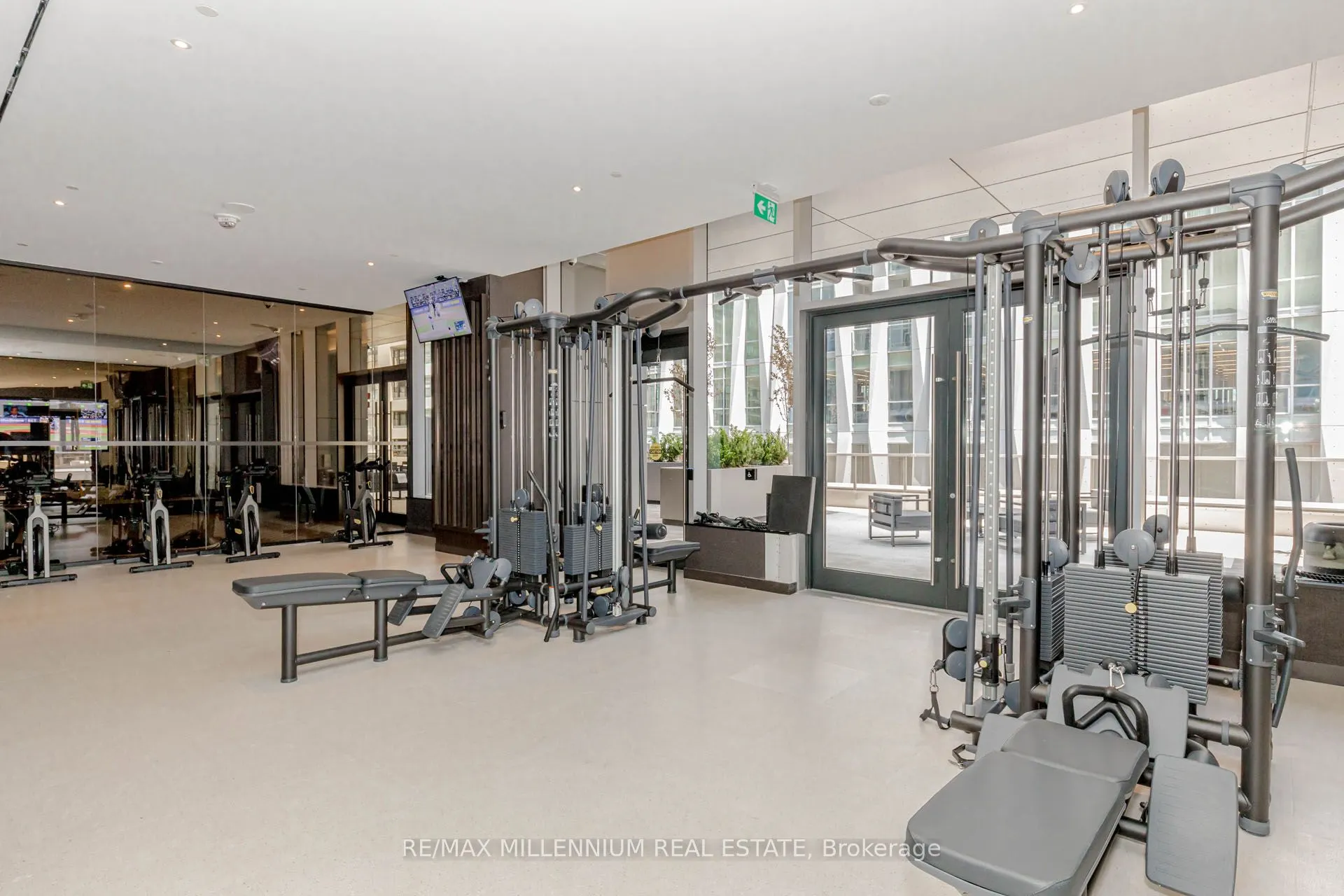 11 Yorkville Avenue, #4103
