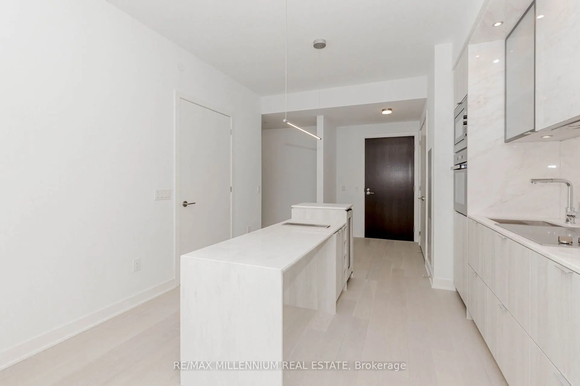 11 Yorkville Avenue, #4103