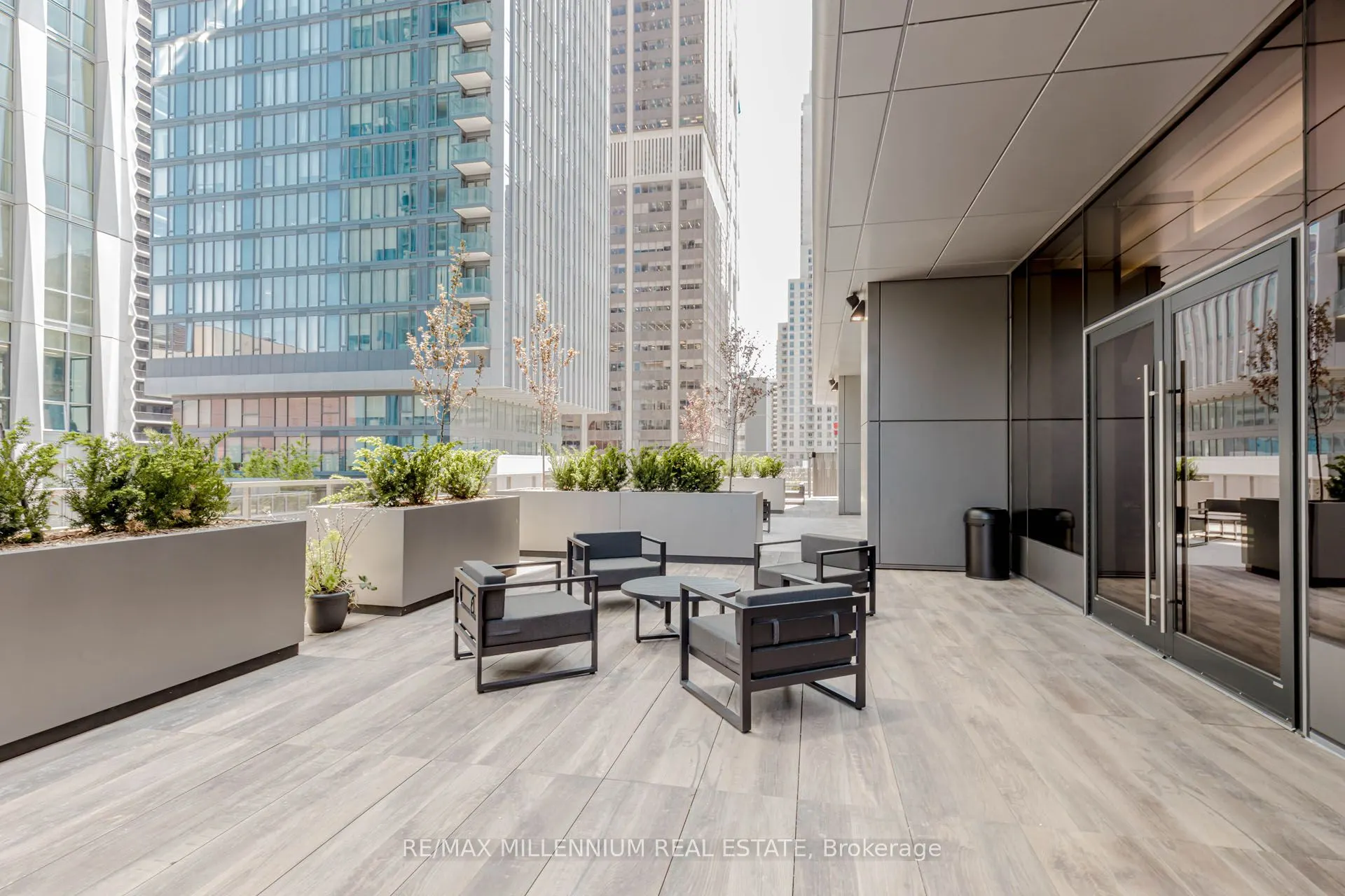 11 Yorkville Avenue, #4103