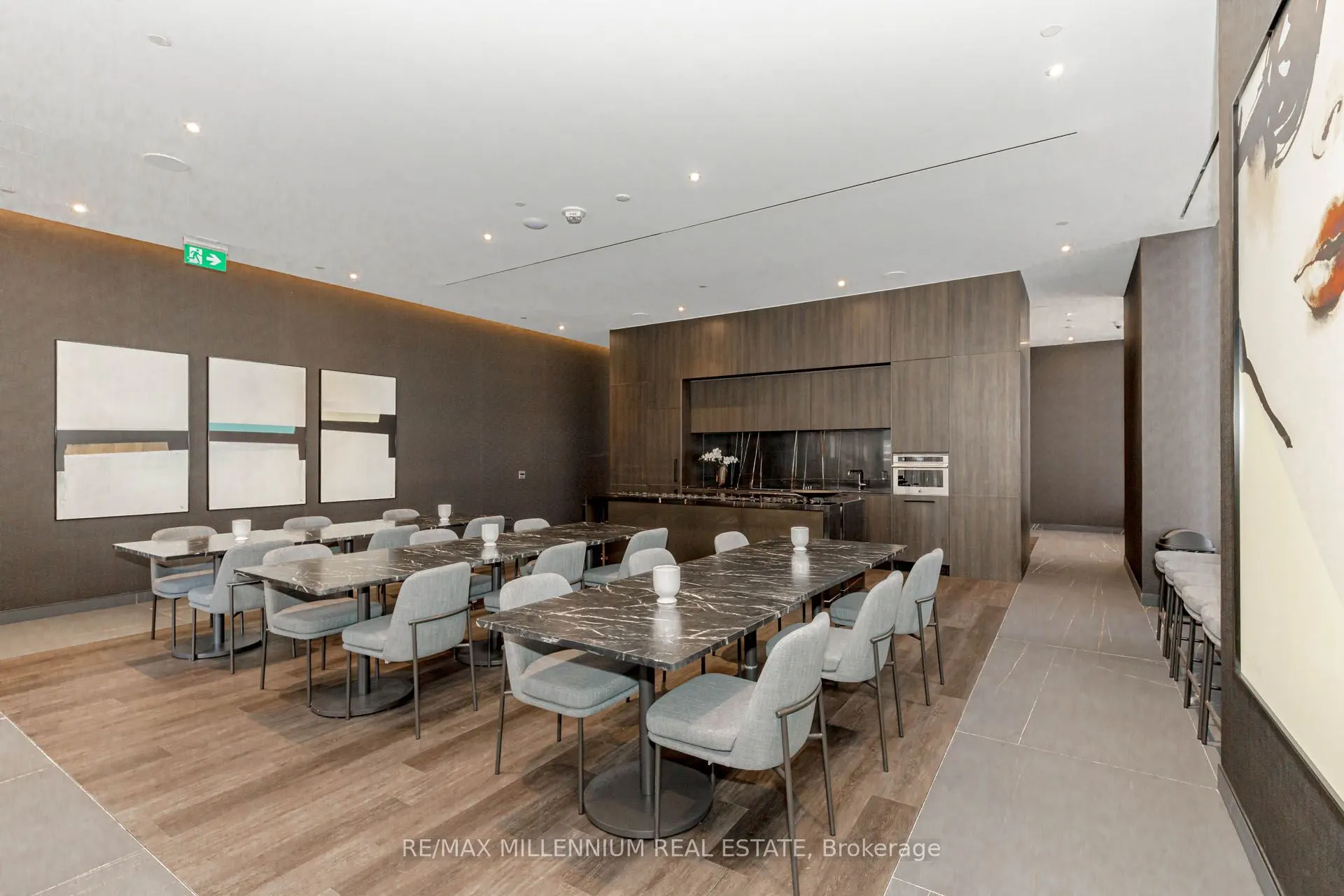 11 Yorkville Avenue, #4103