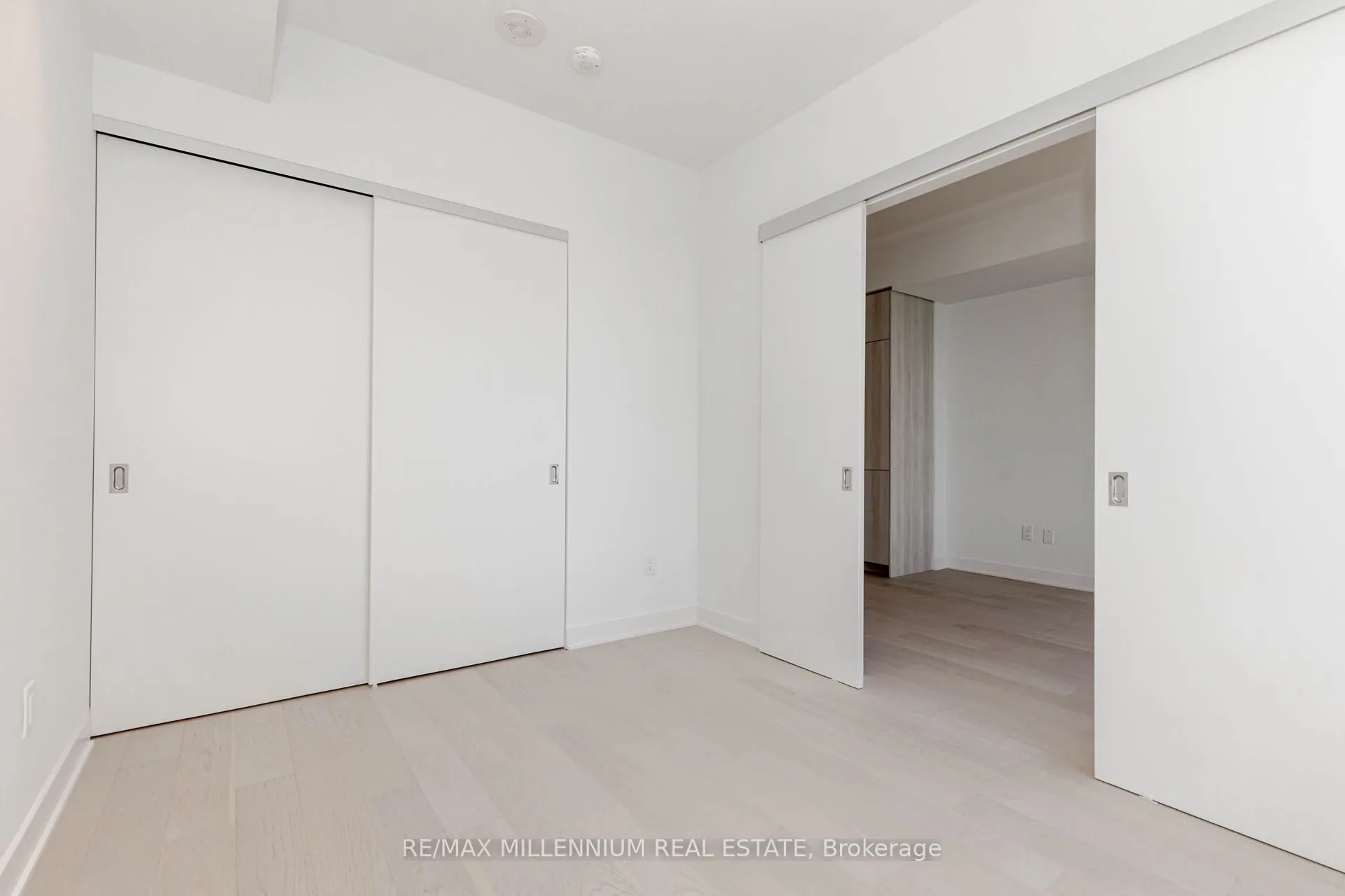 11 Yorkville Avenue, #4103