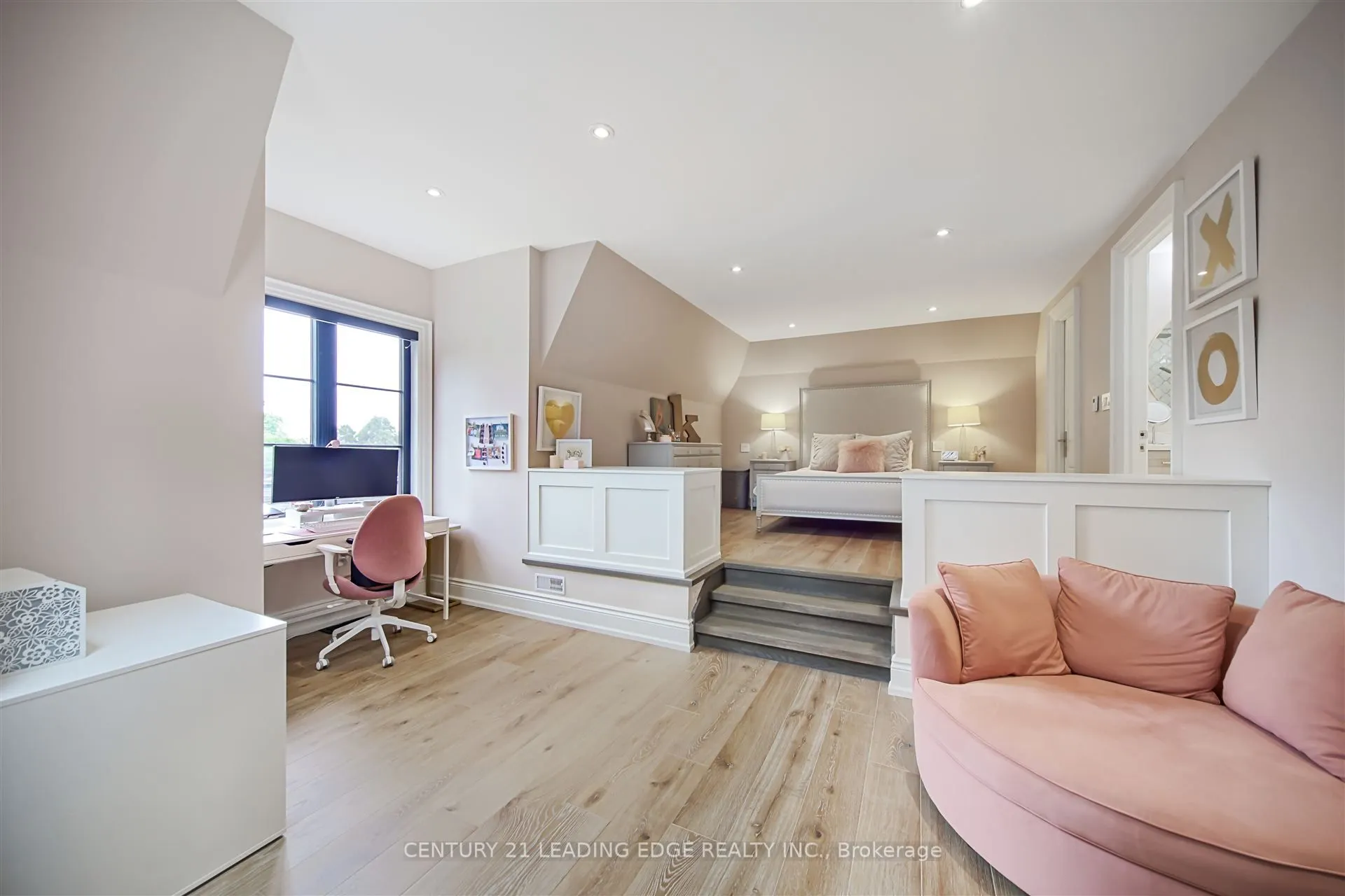 9 Sandpiper Court