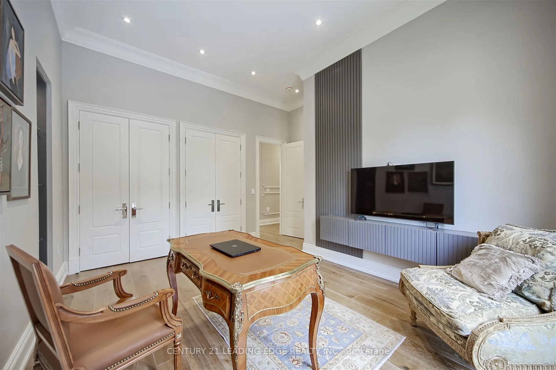 9 Sandpiper Court