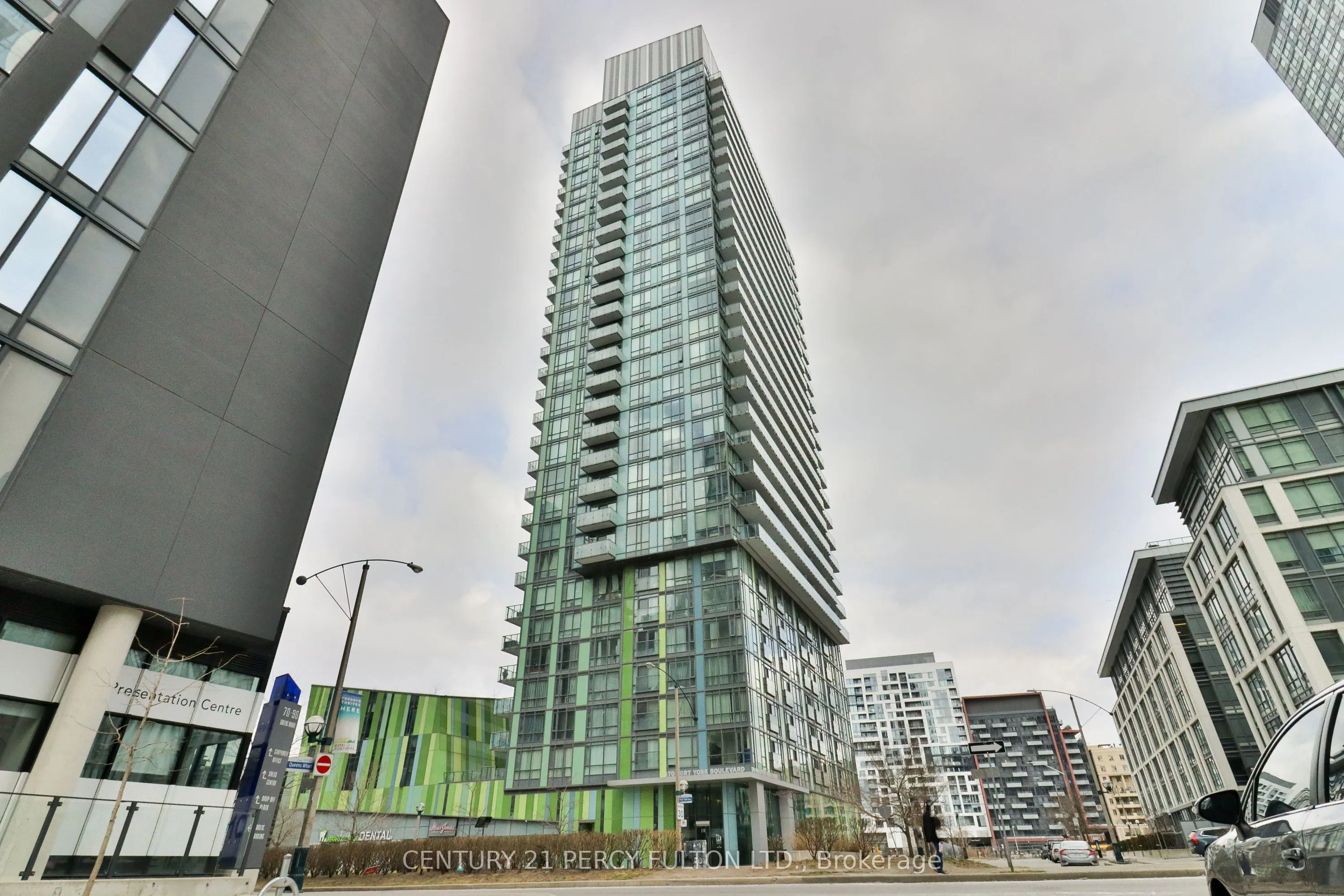 170 Fort York Boulevard, #201