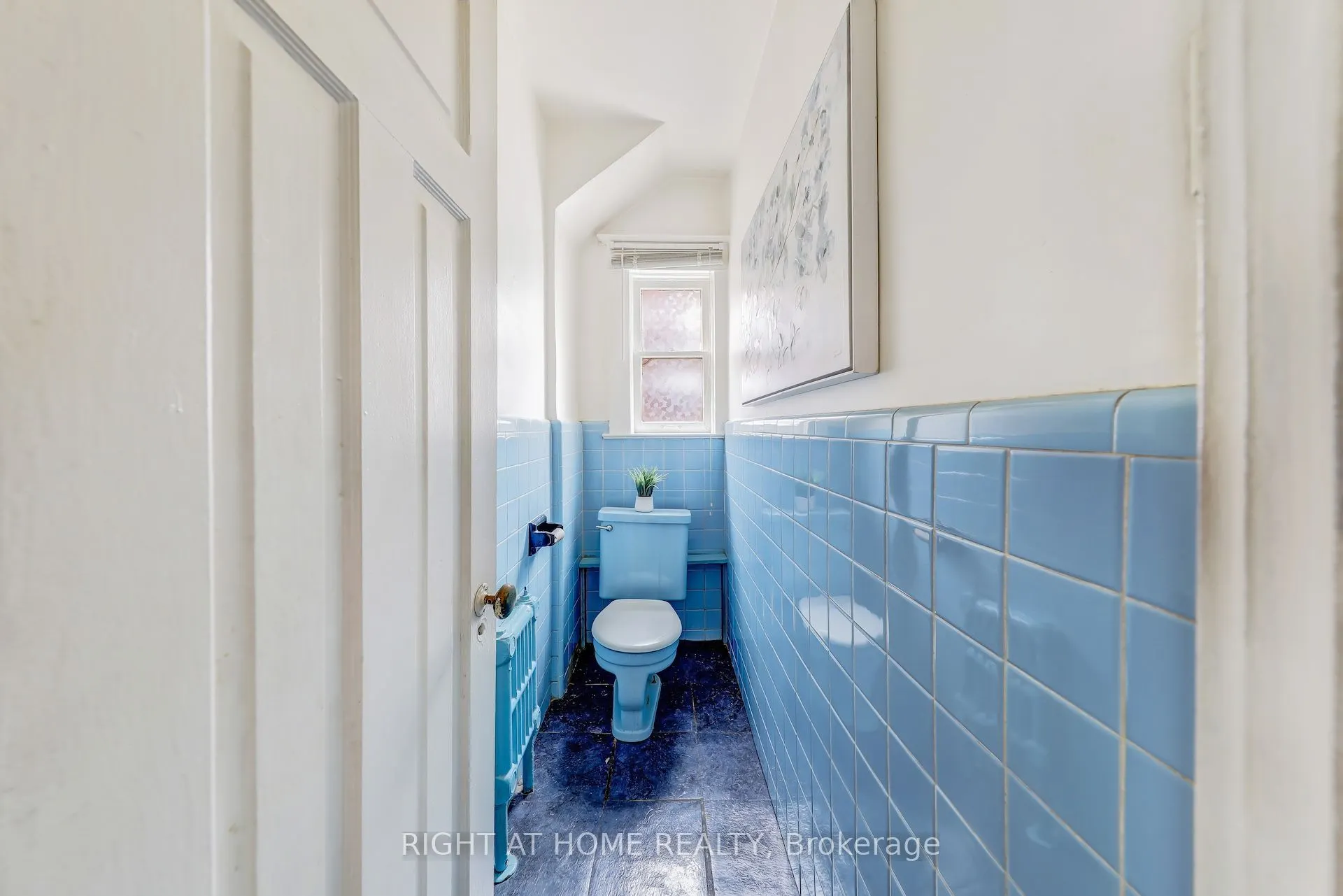 67 Oakwood Avenue