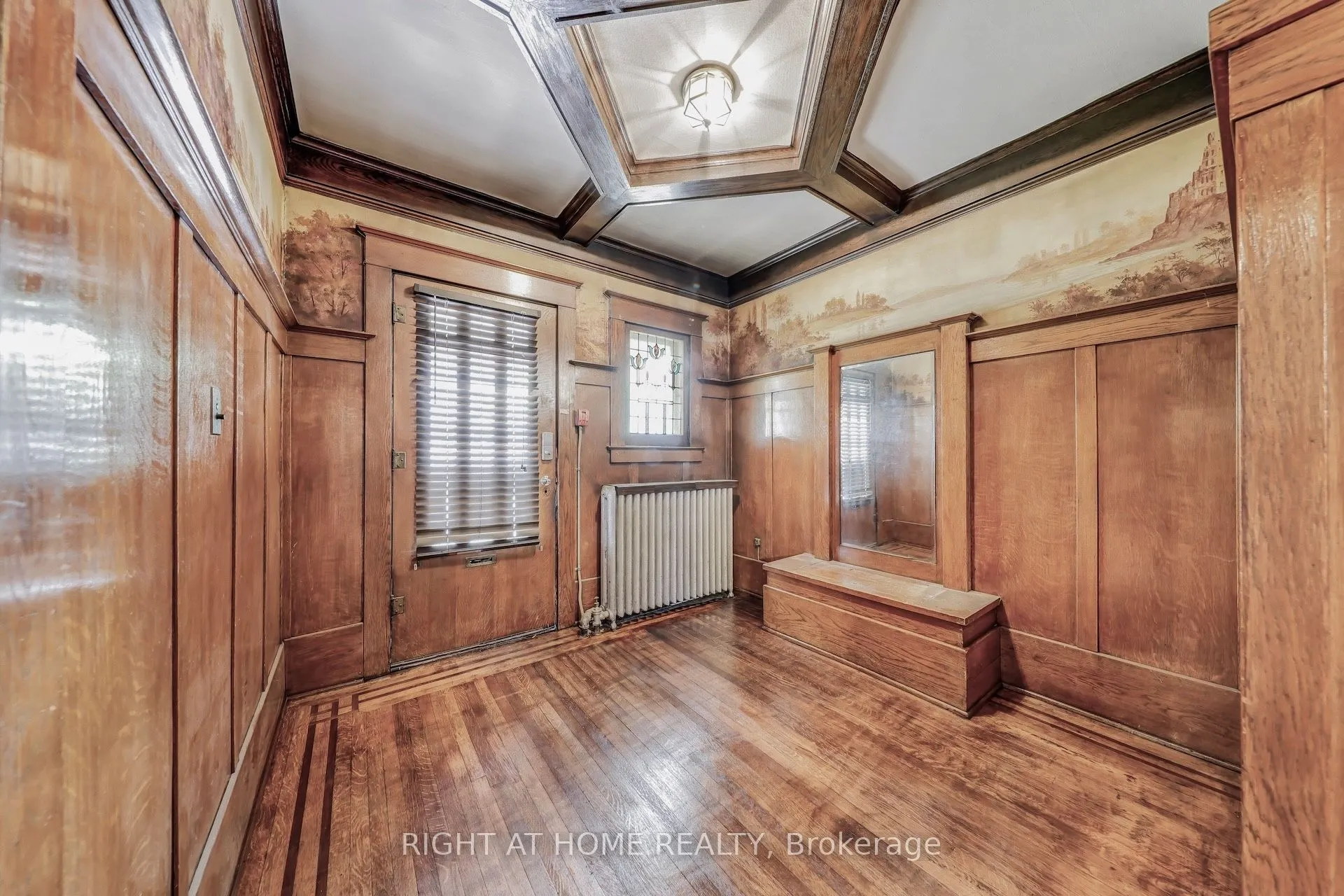 67 Oakwood Avenue