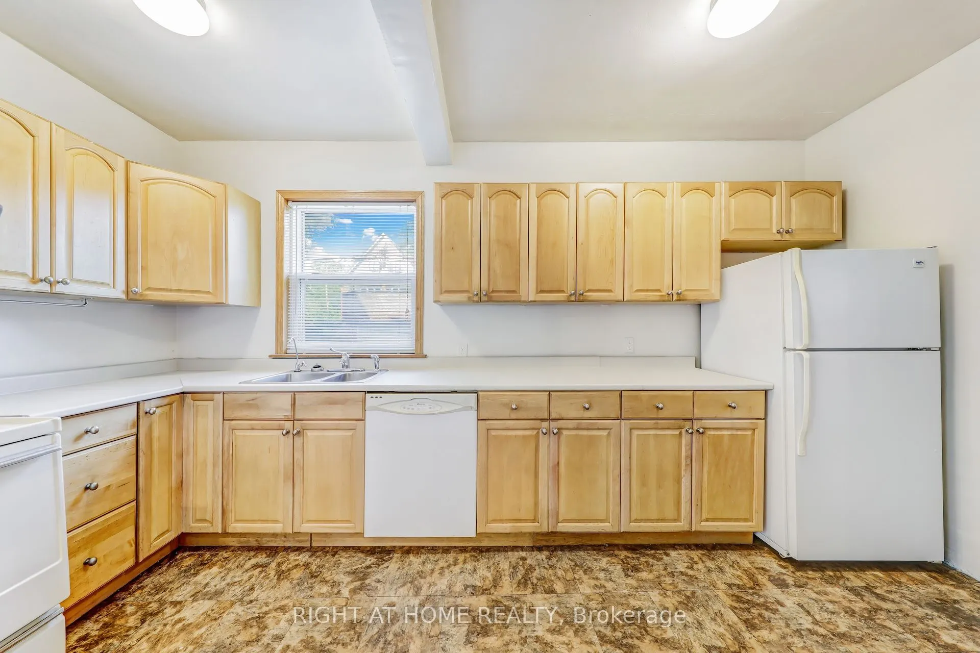 67 Oakwood Avenue
