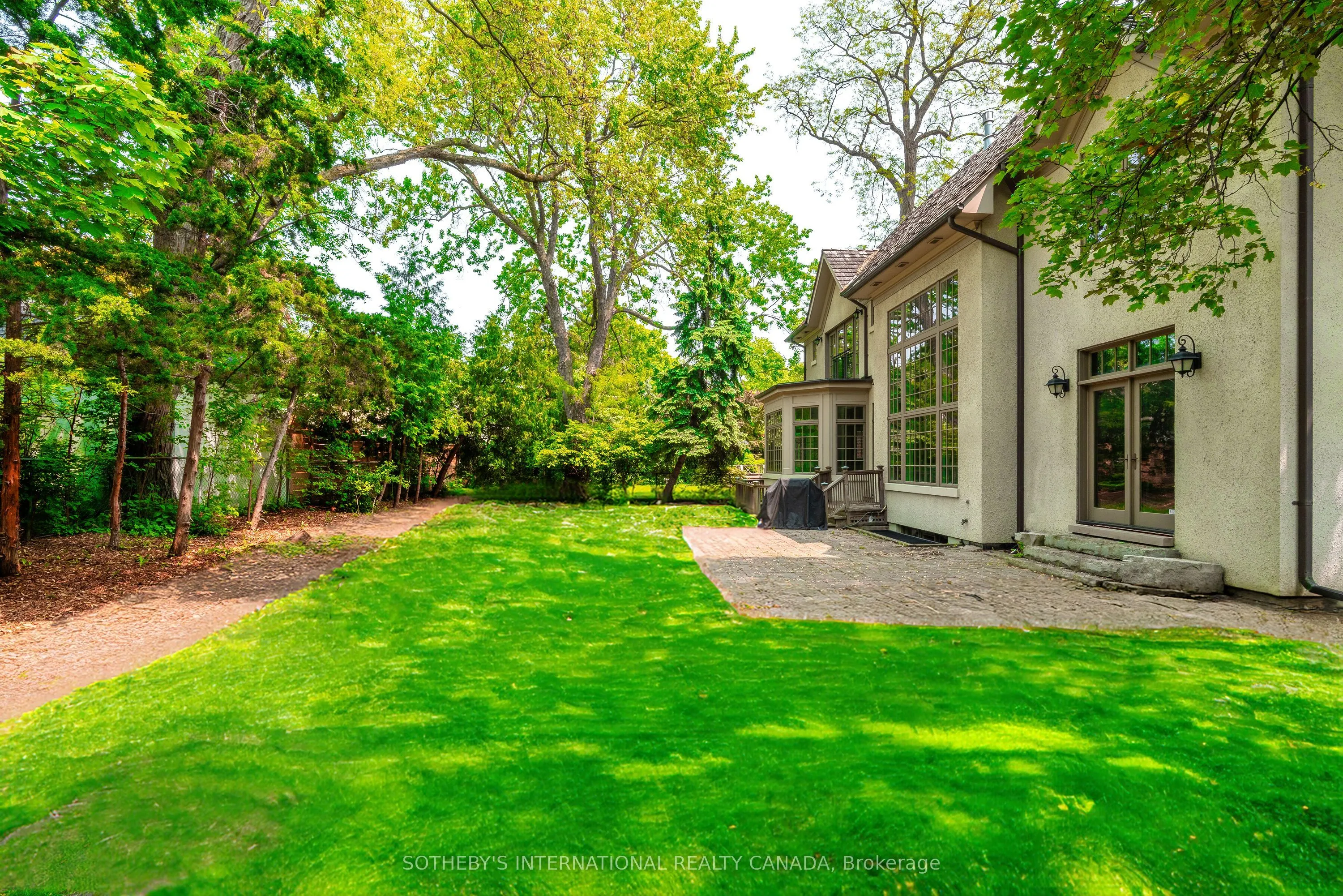 53 Sandringham Drive