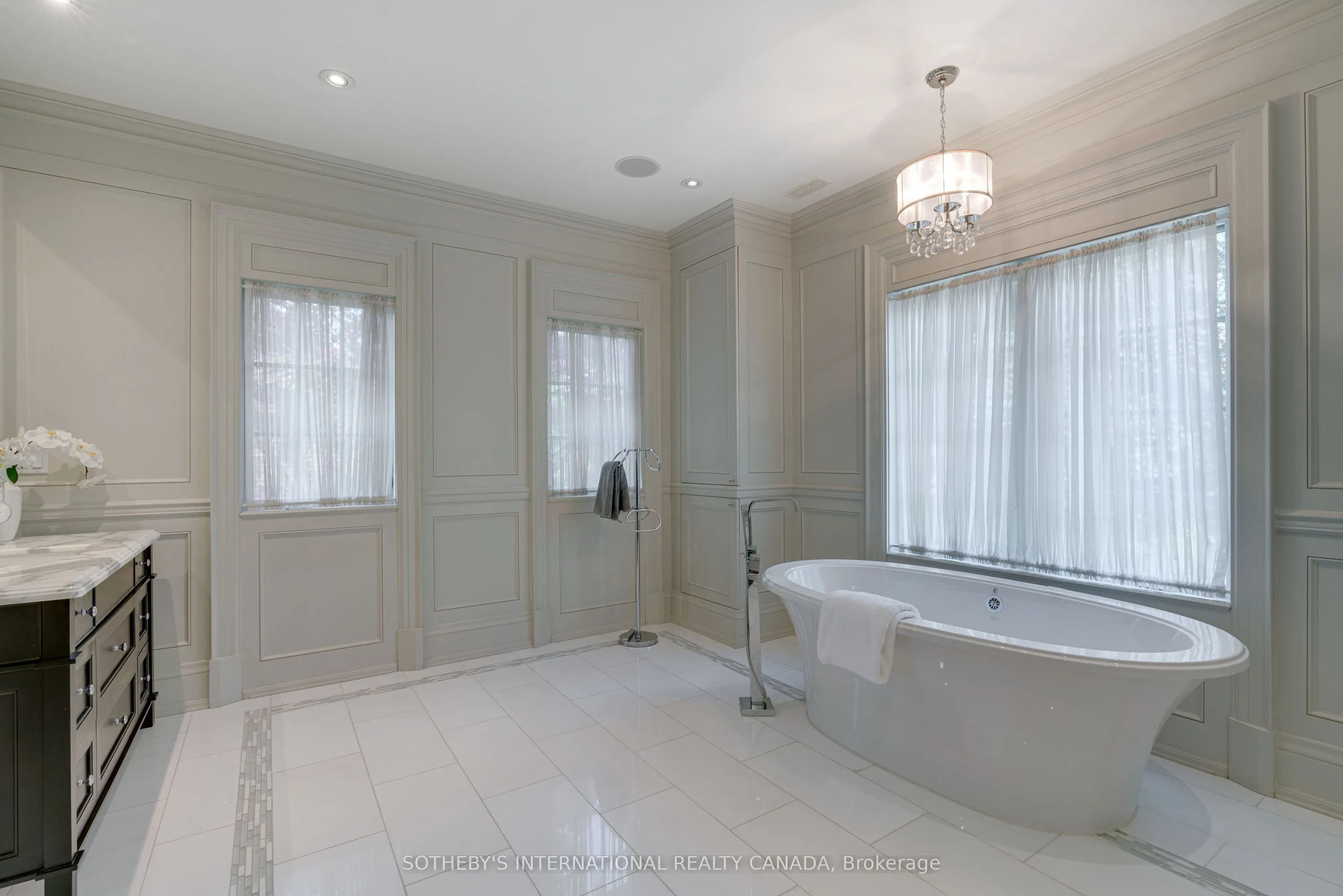53 Sandringham Drive