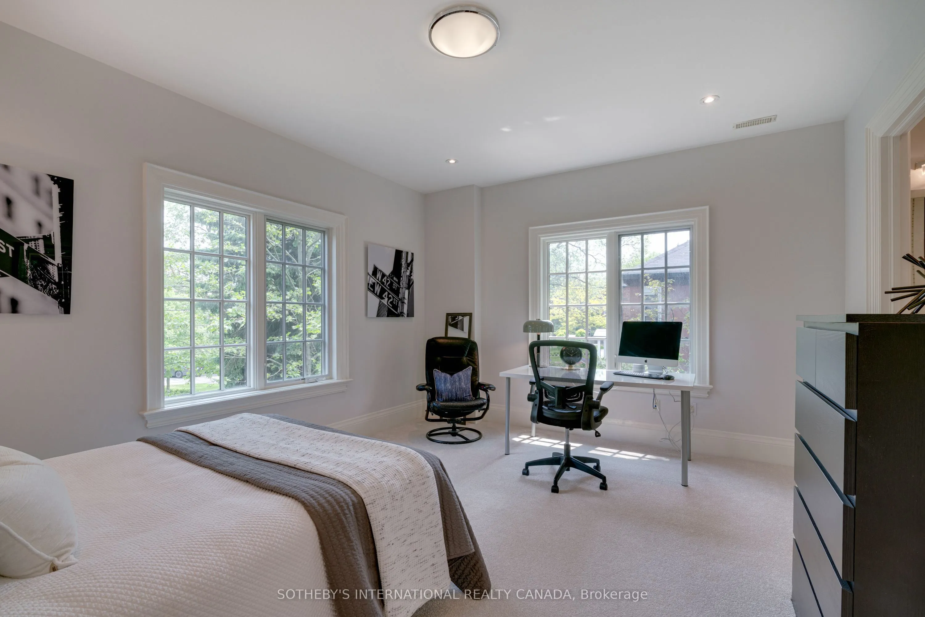 53 Sandringham Drive