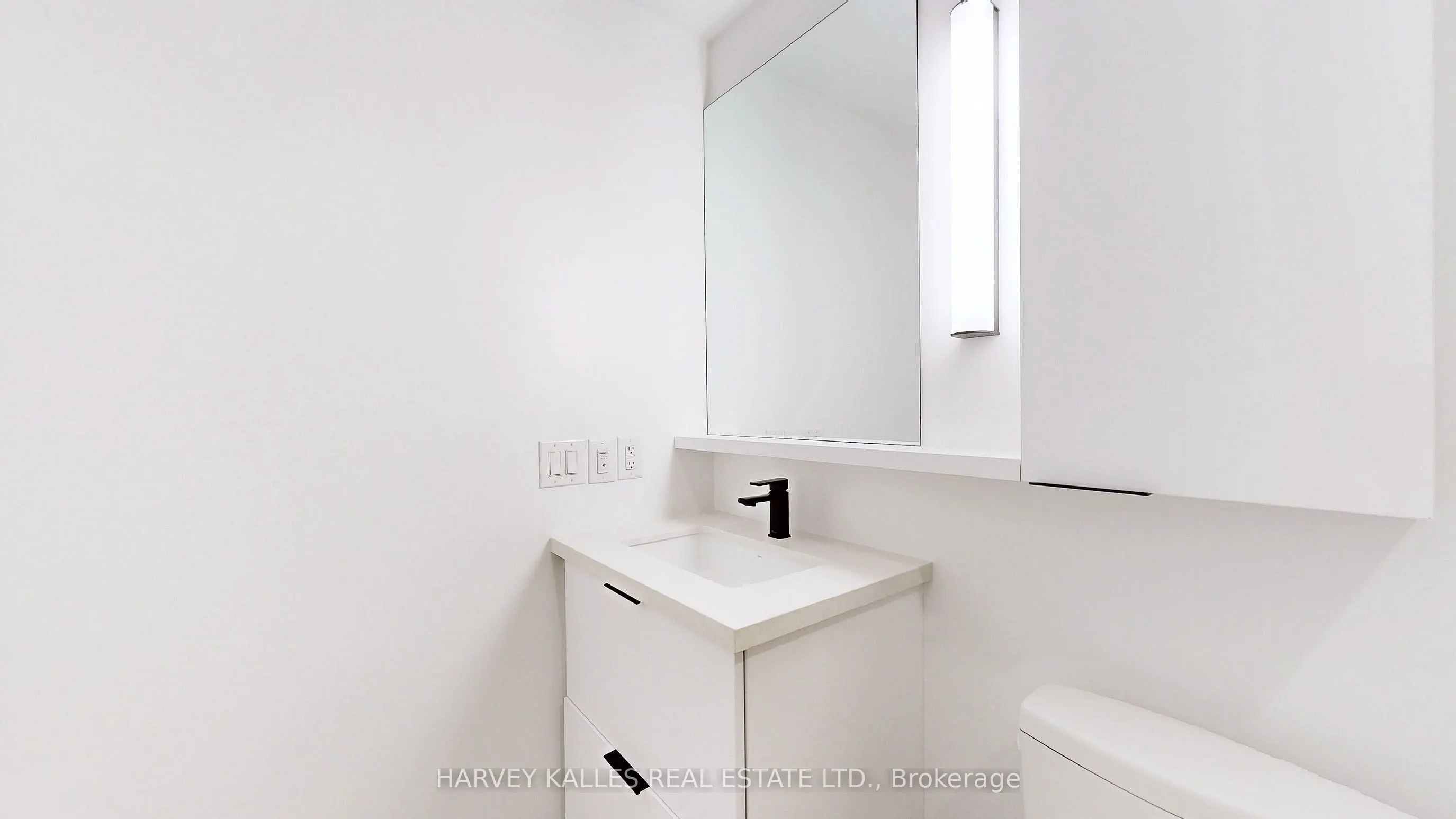 5 Defries Street, #201
