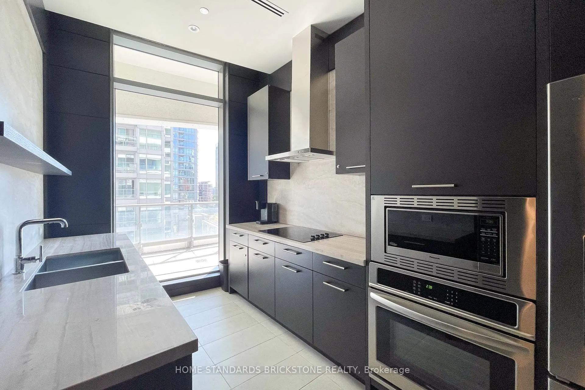 2221 Yonge Street, #3511