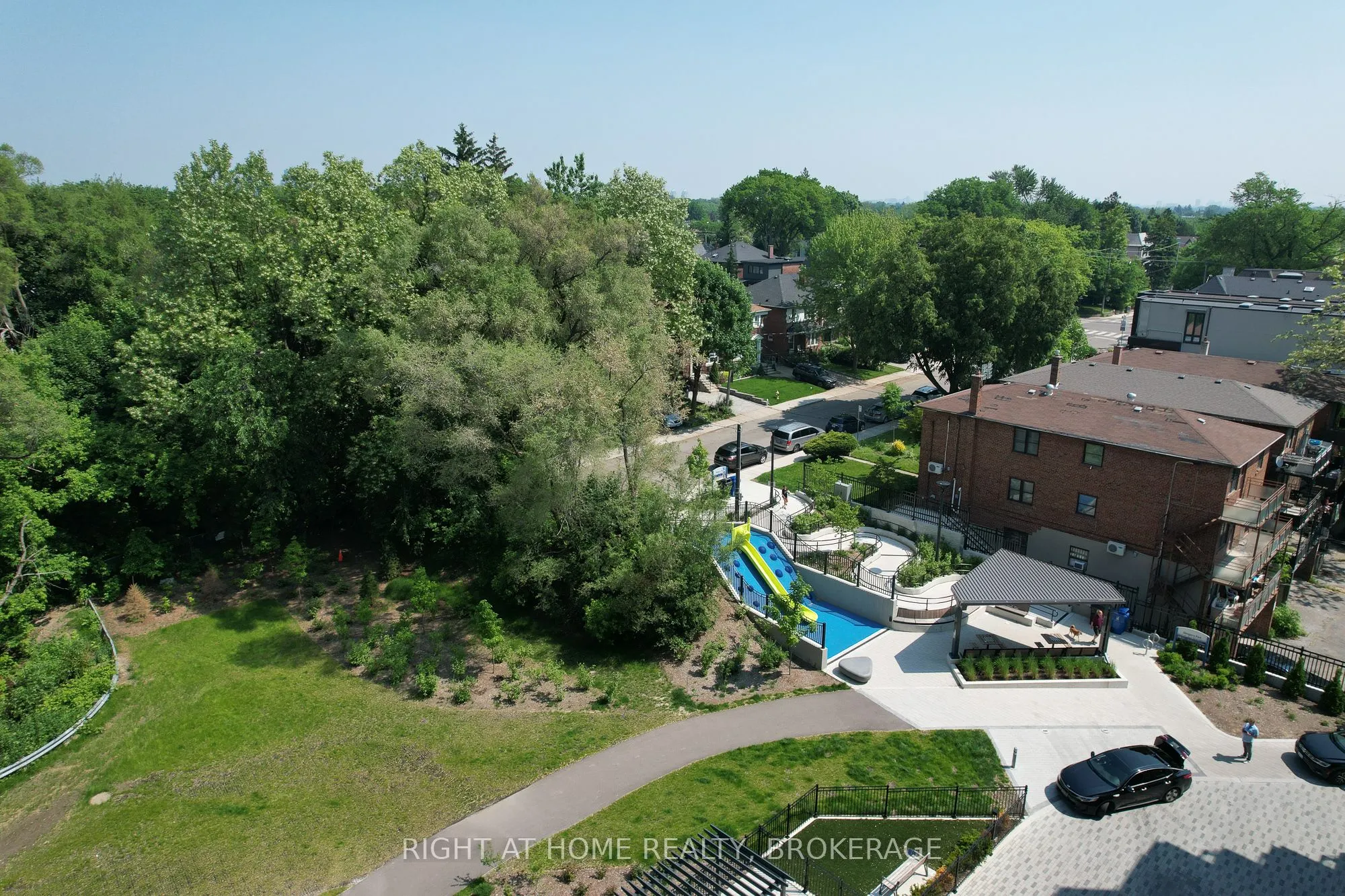 250 Lawrence Avenue W, #724