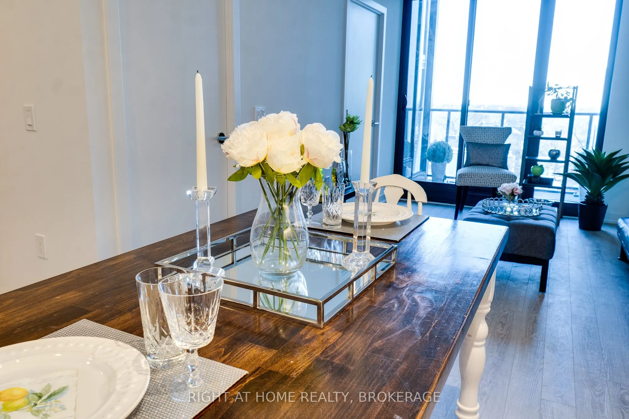 250 Lawrence Avenue W, #724