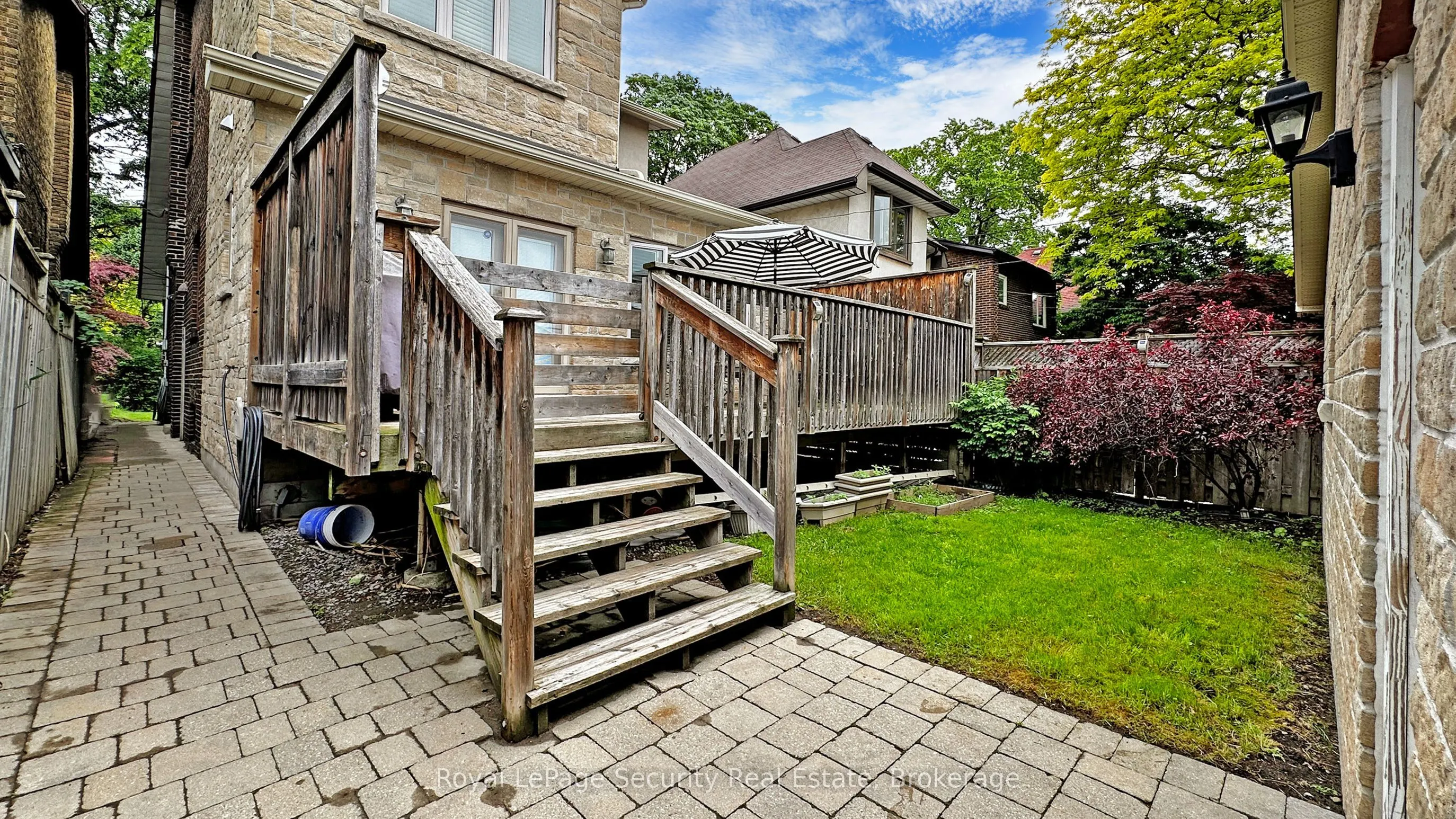 35 Regal Road