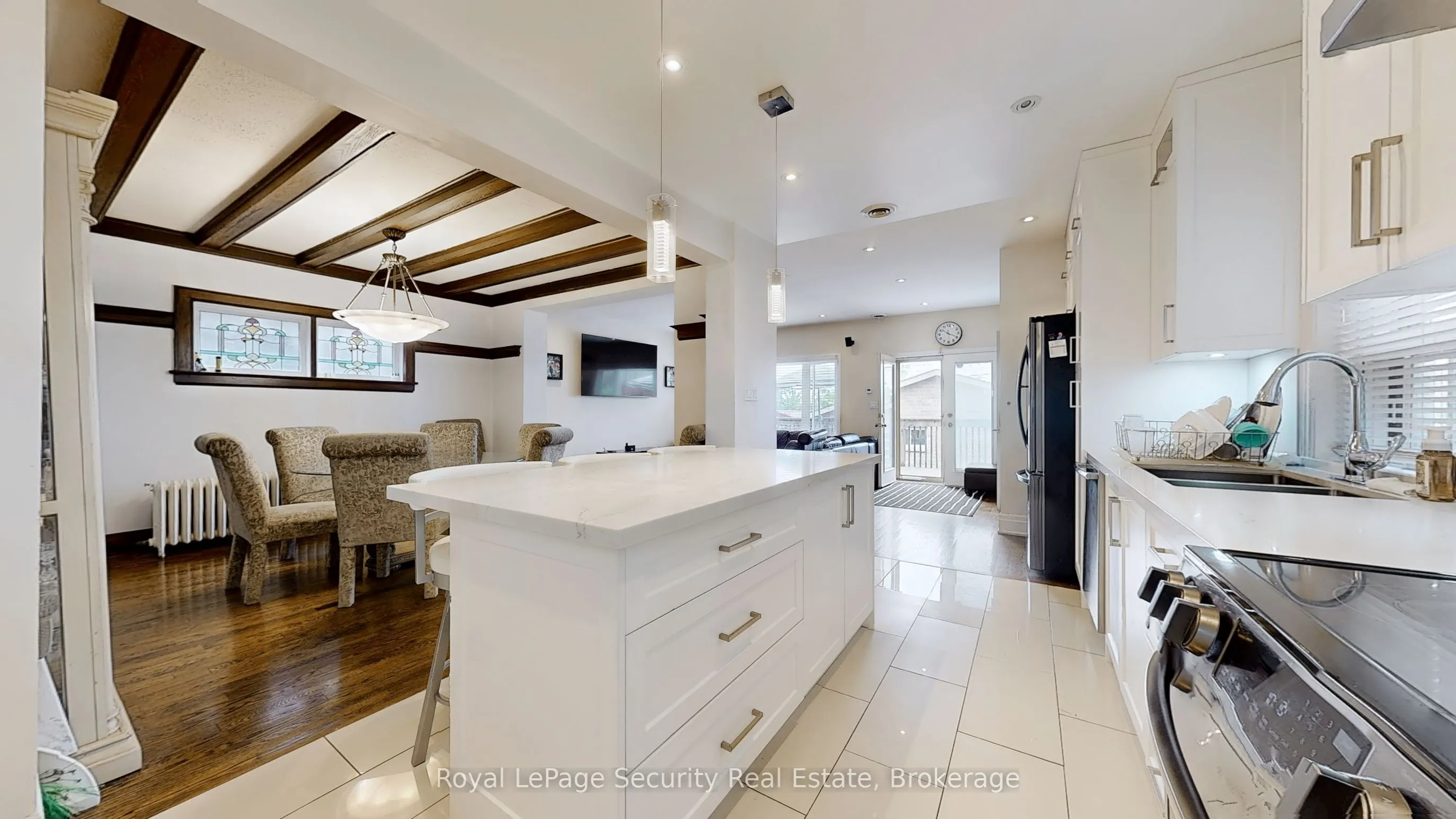 35 Regal Road