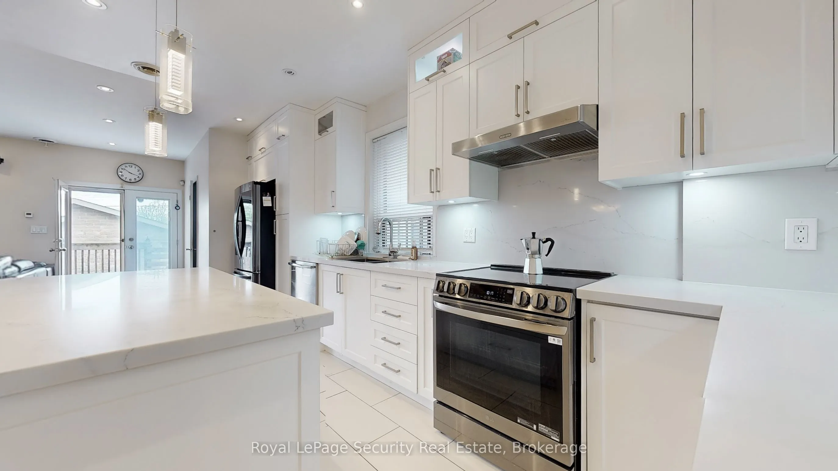 35 Regal Road