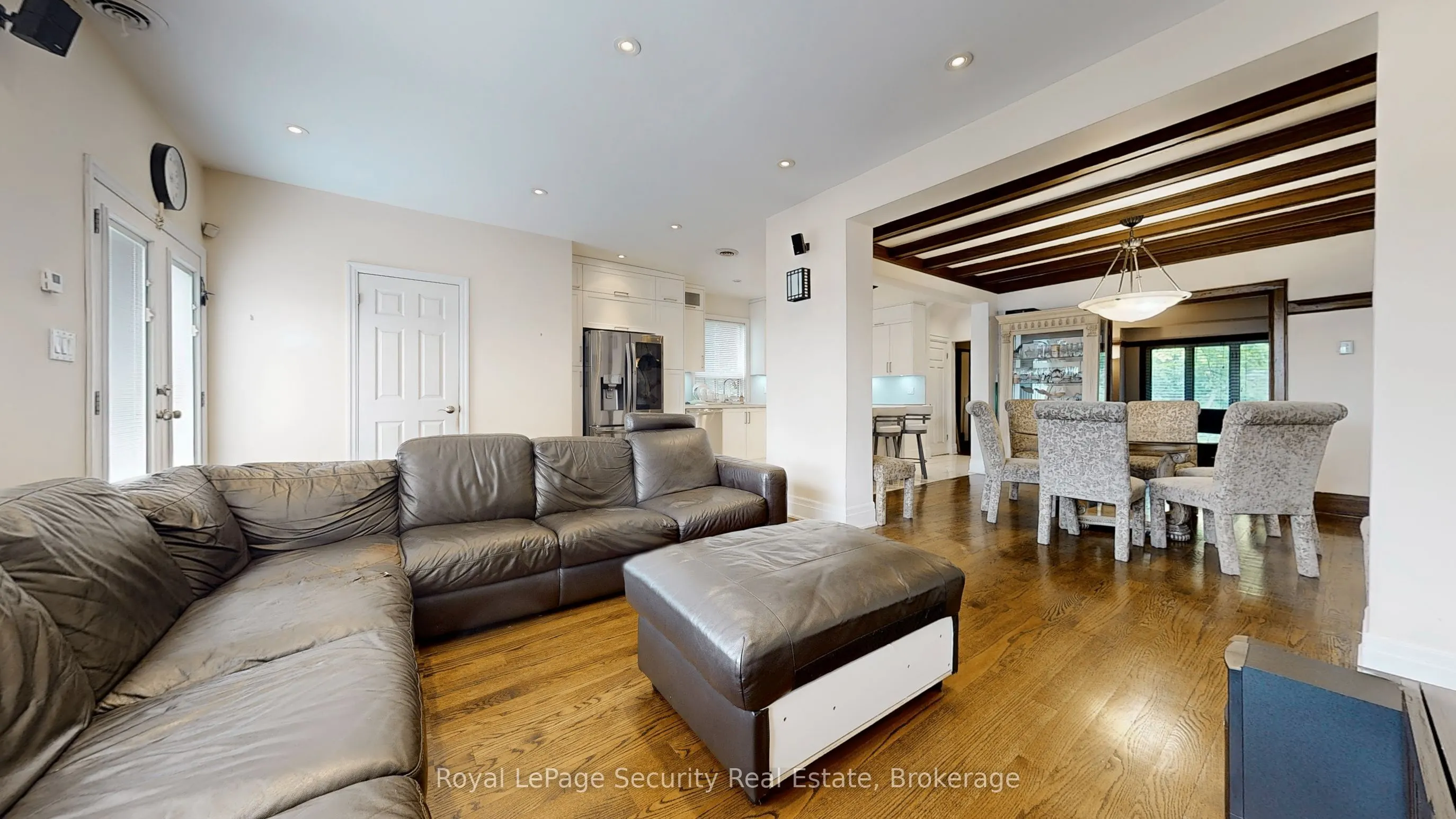35 Regal Road