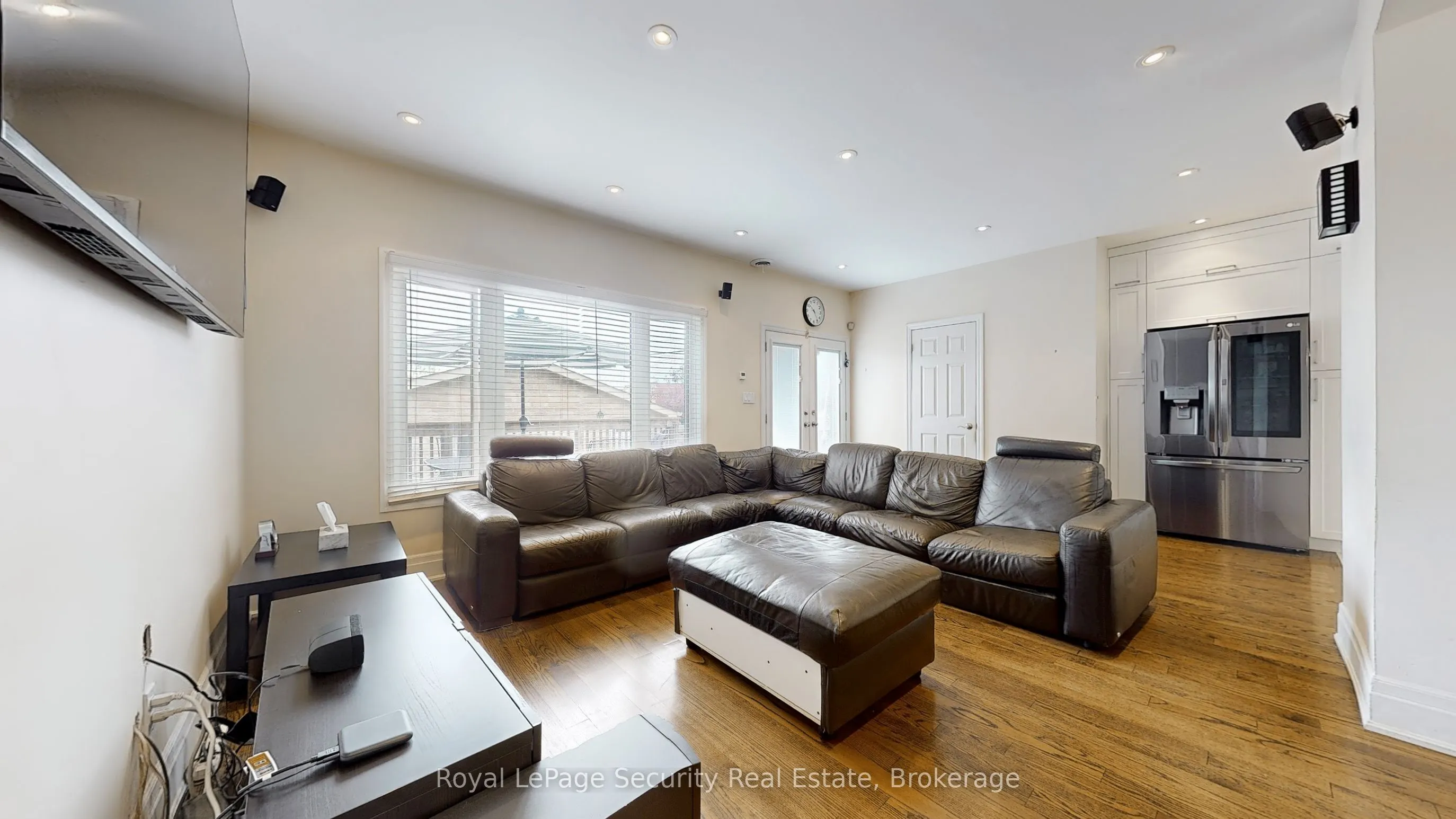35 Regal Road