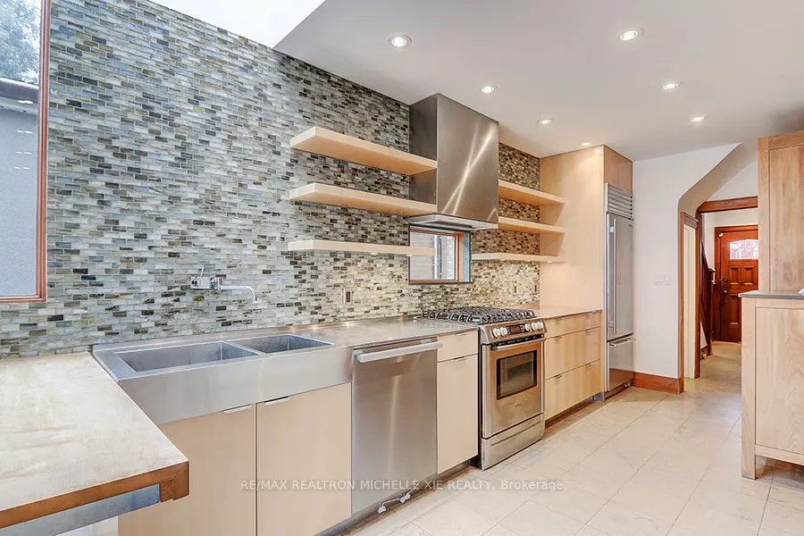 270 Greer Road