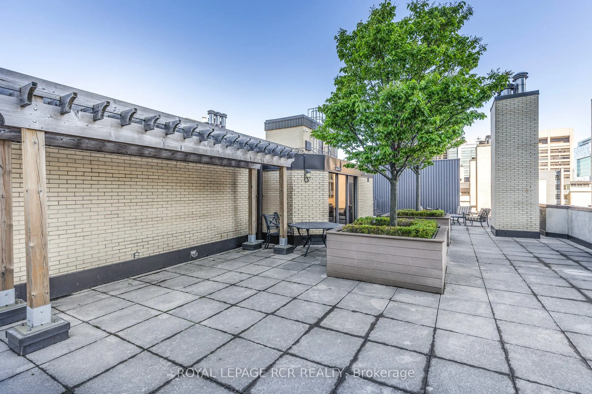 195 St Patrick Street, #603