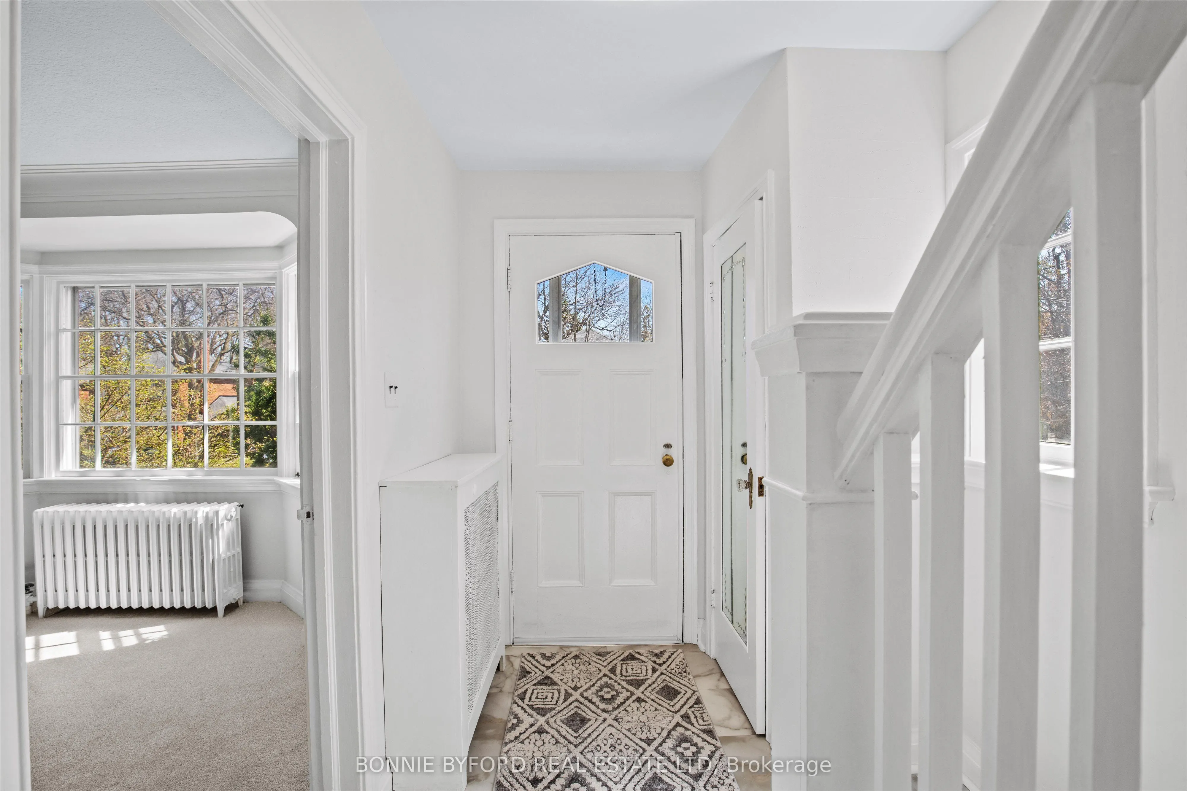 432 Broadway Avenue