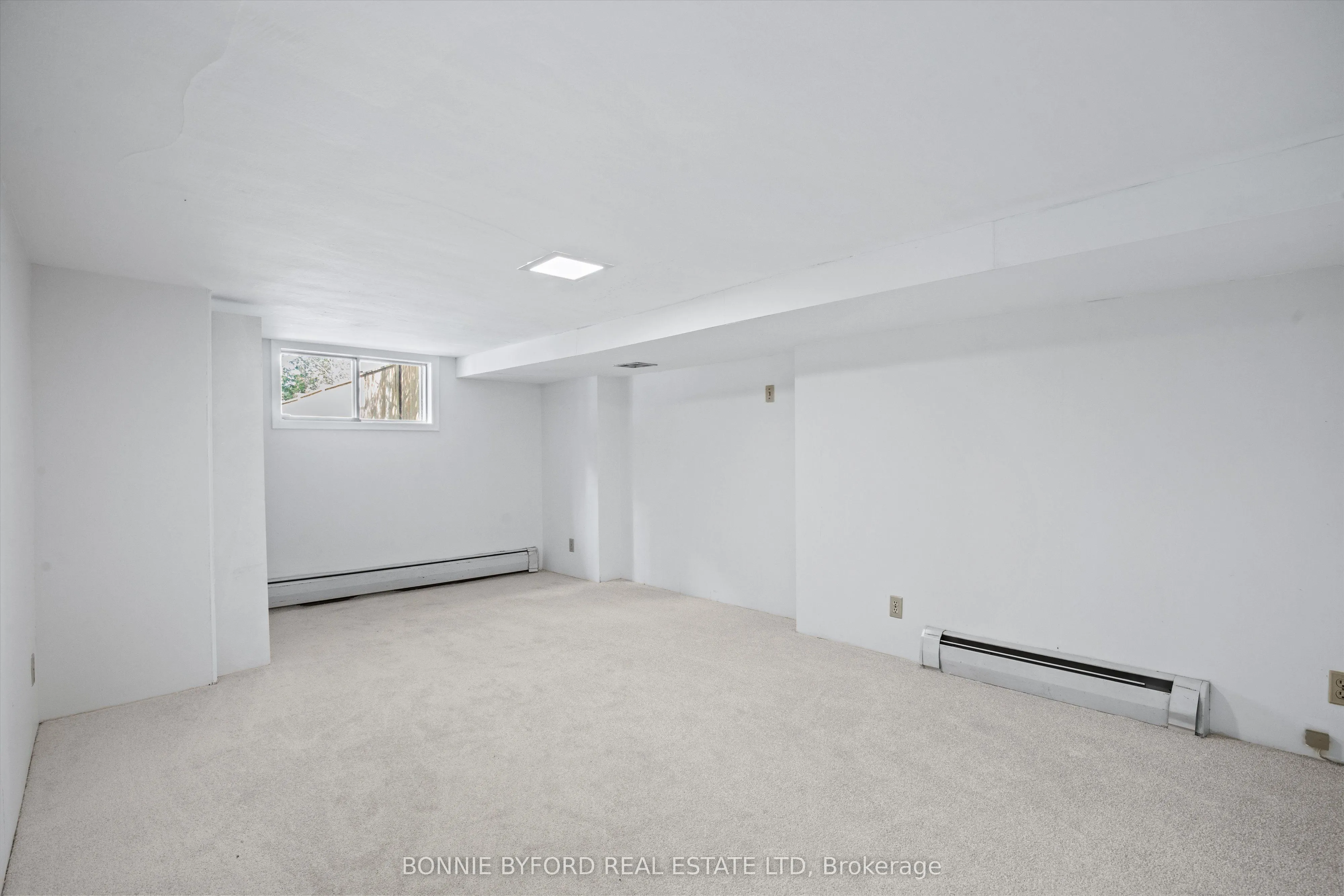 432 Broadway Avenue