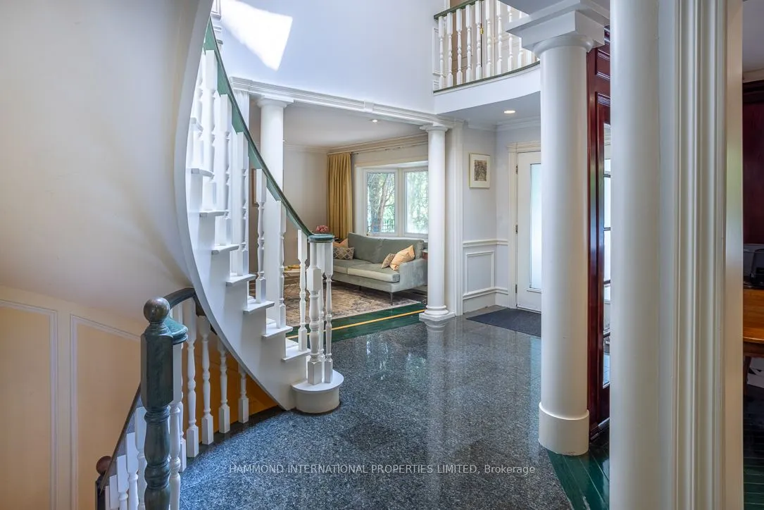 88 Old Colony Road