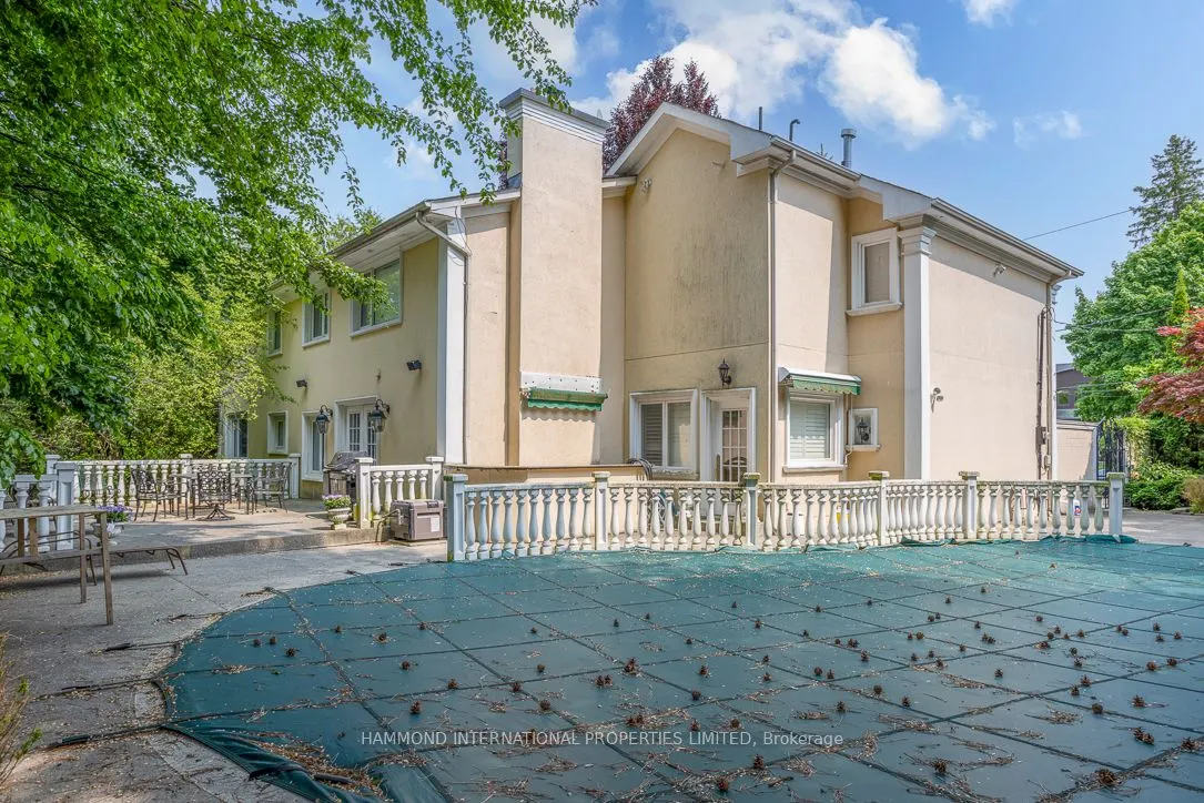 88 Old Colony Road
