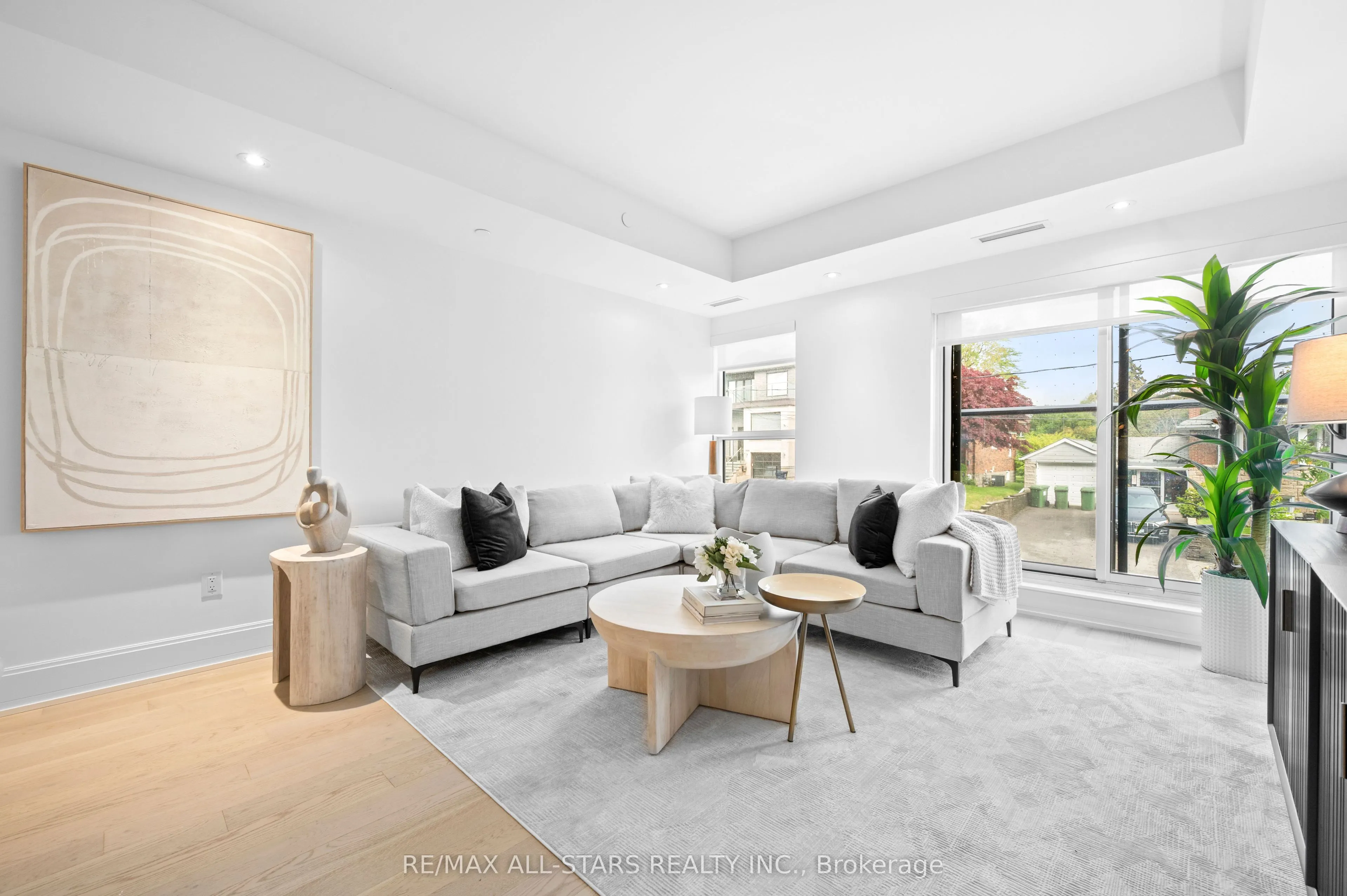 355 Bedford Park Avenue, #201