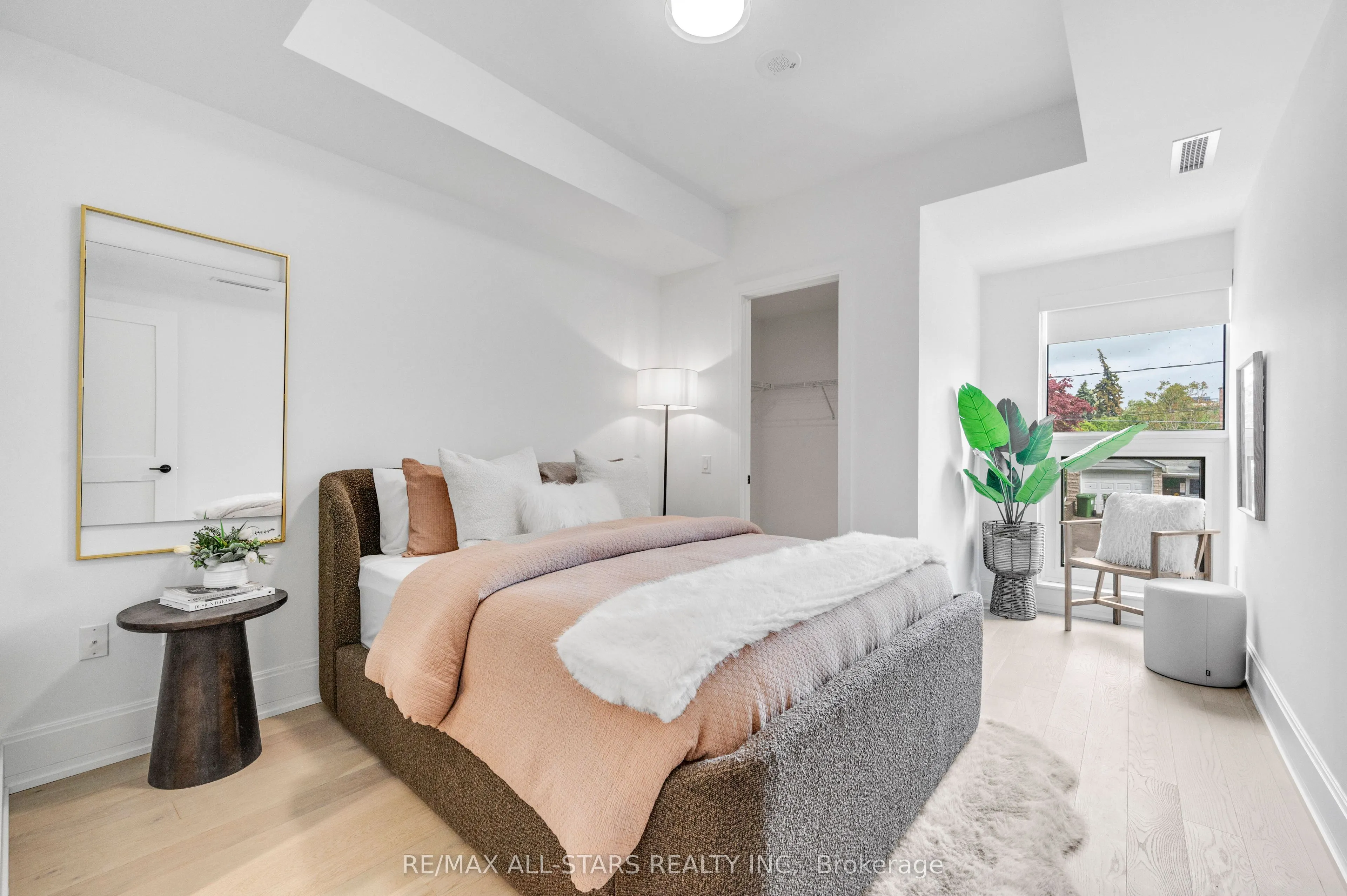 355 Bedford Park Avenue, #201