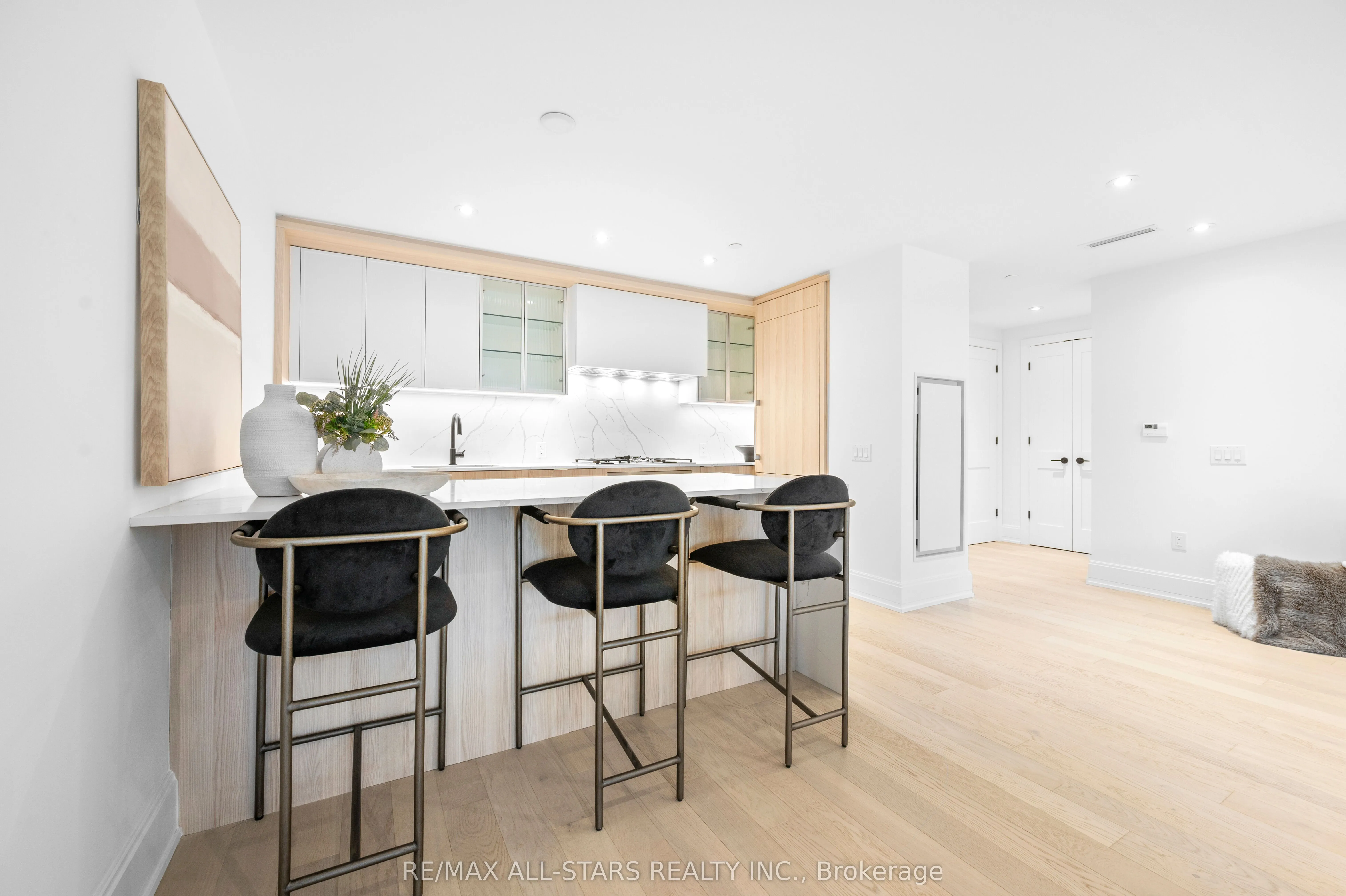 355 Bedford Park Avenue, #201