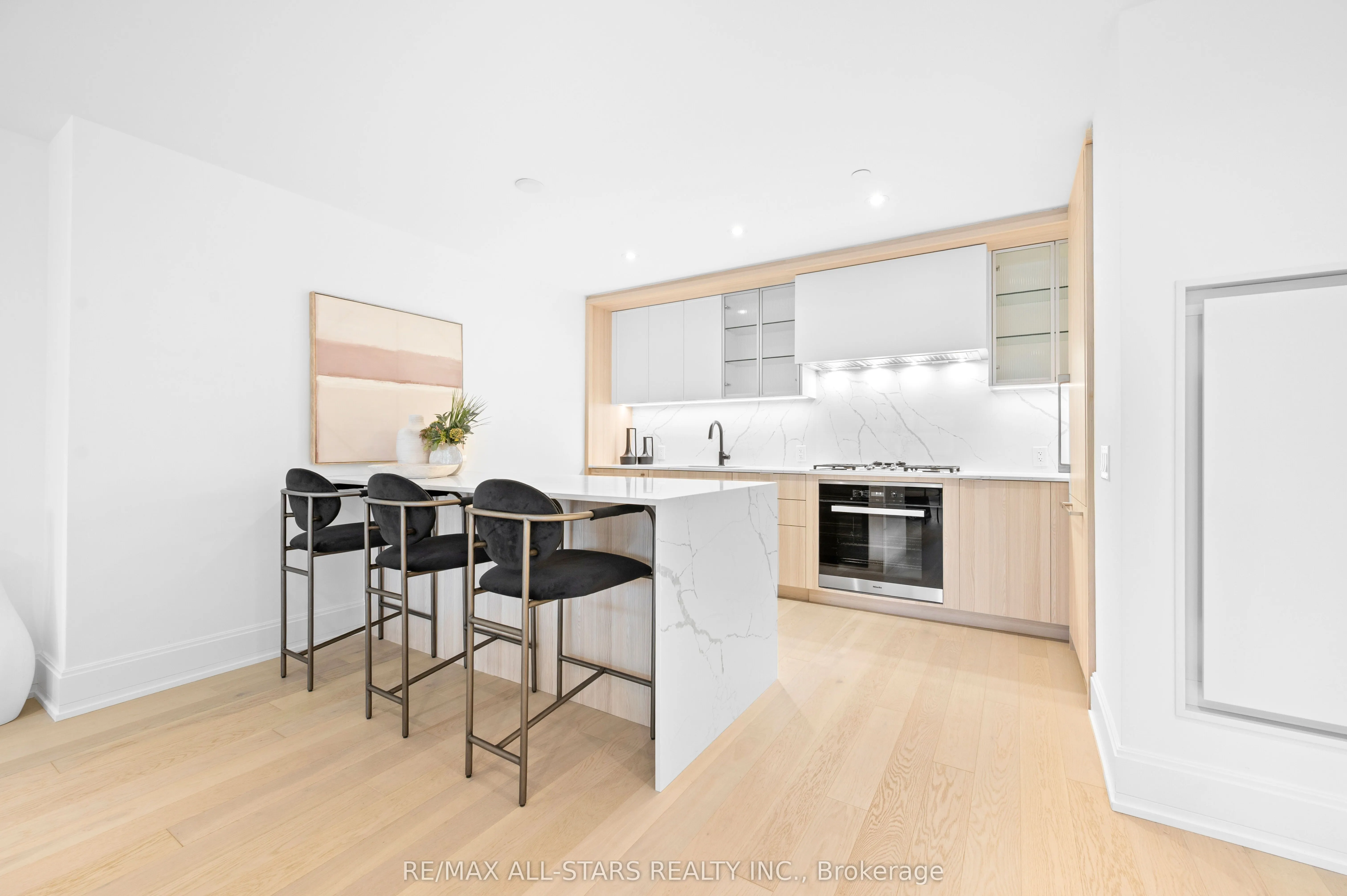 355 Bedford Park Avenue, #201