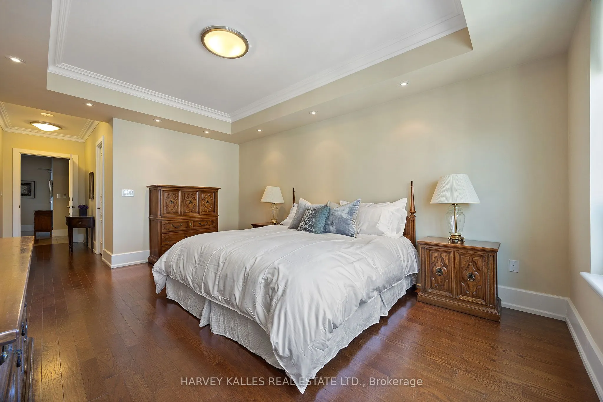 660 Sheppard Avenue E, #1602B