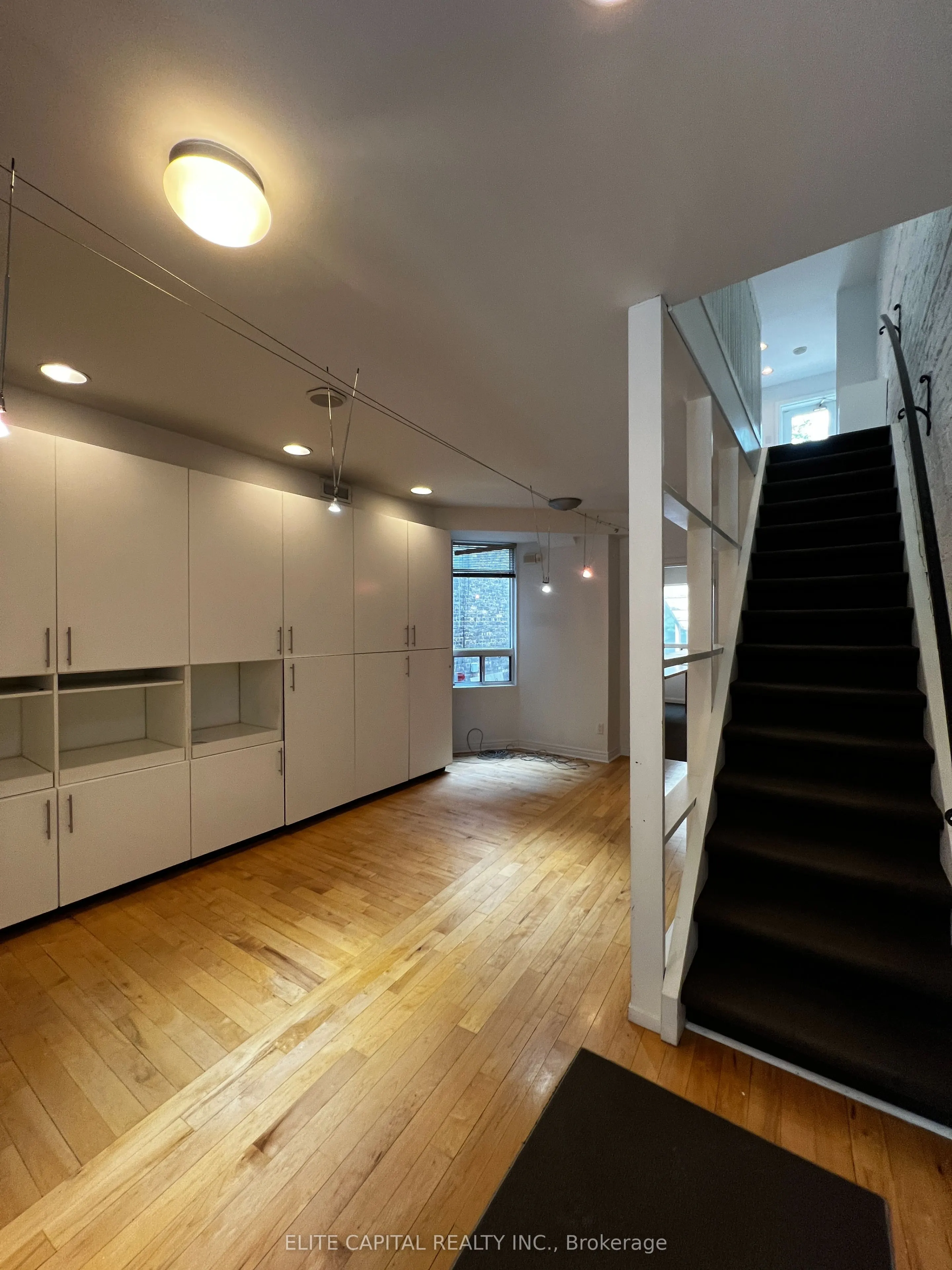 362 Dupont Street